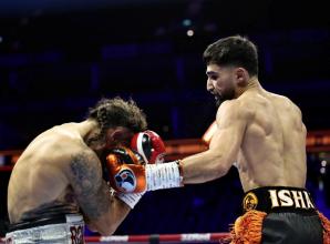 'Shooter' Ishaq fires again: Slough star extends perfect pro record with O2 knockout