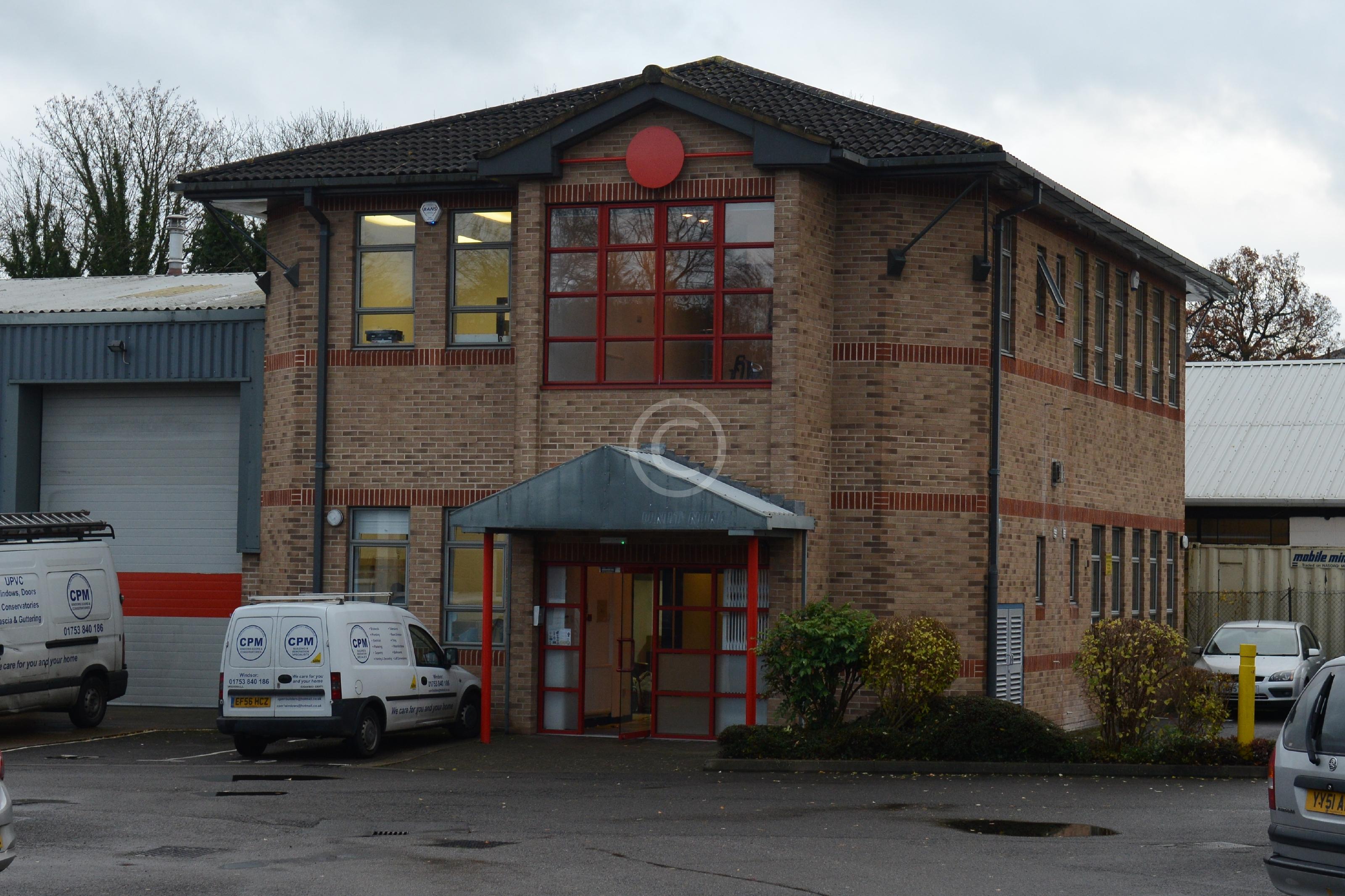 MAIDENHEAD 127095 Photo 2 of 4 Baylis Media Photos