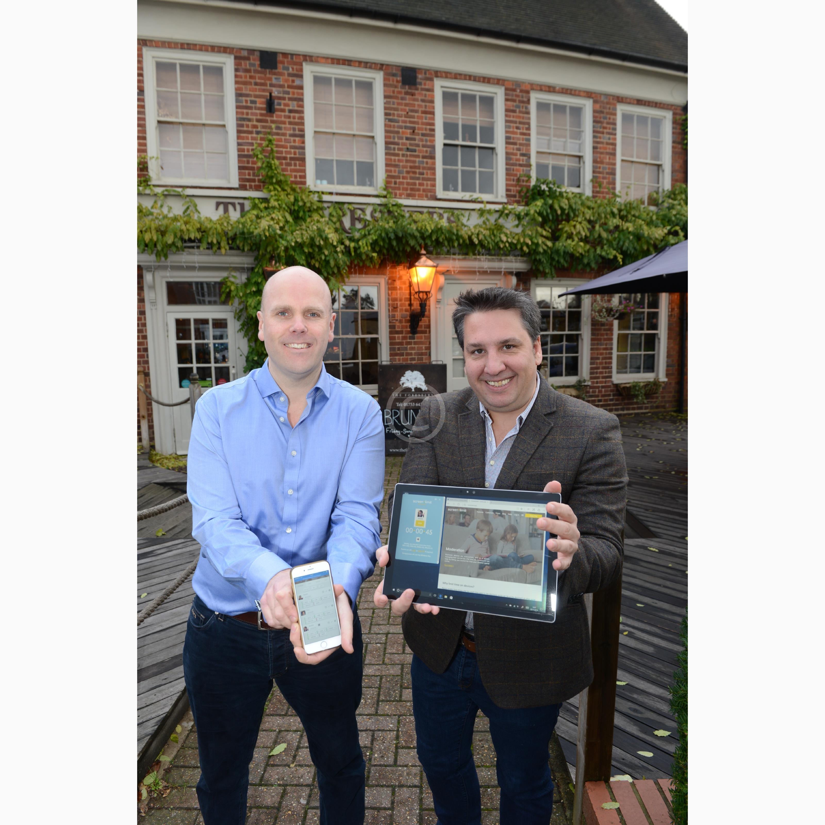 FARNHAM COMMON 127099 Photo 1 of 9 Baylis Media Photos