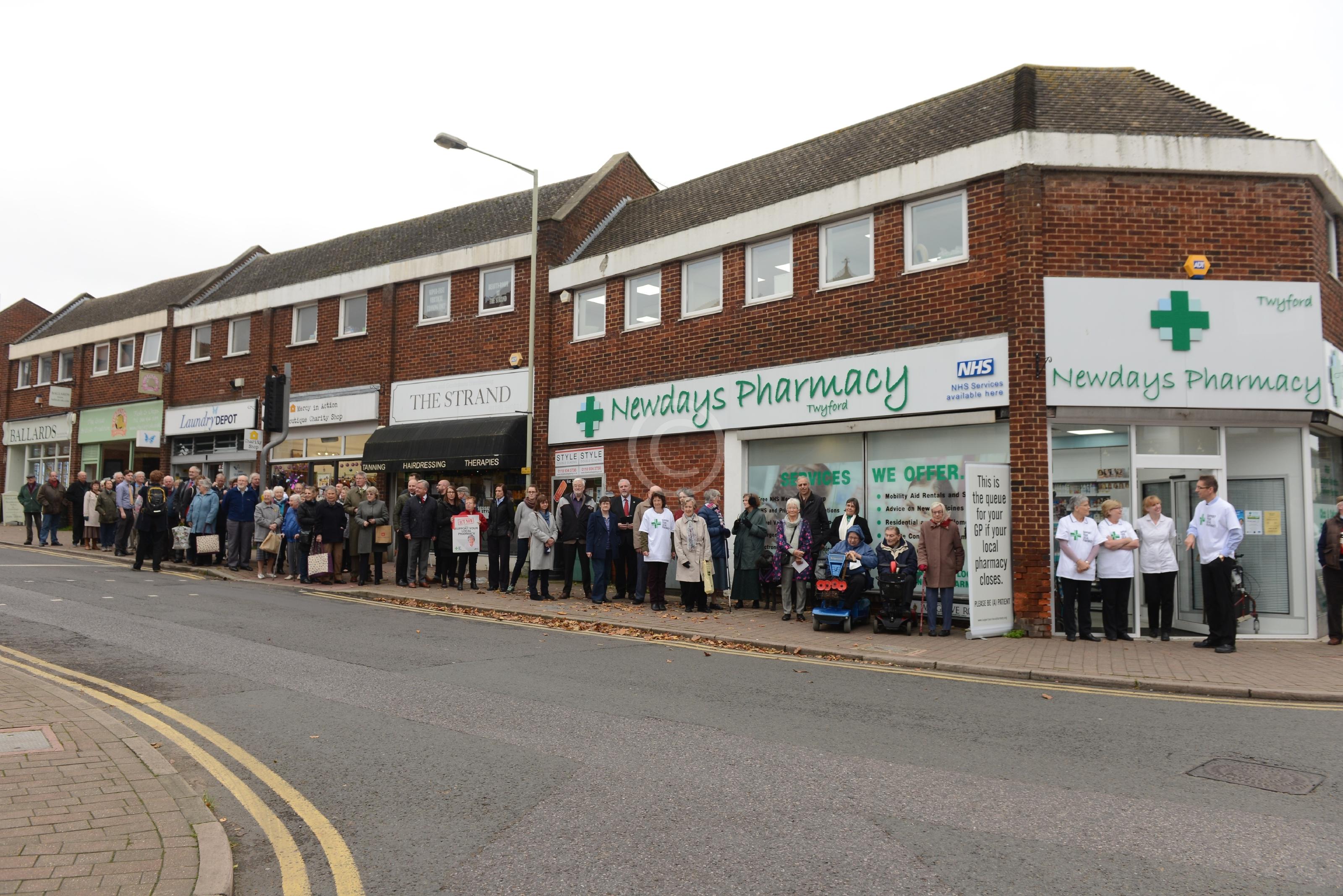 TWYFORD 127116 Photo 1 of 17 Baylis Media Photos