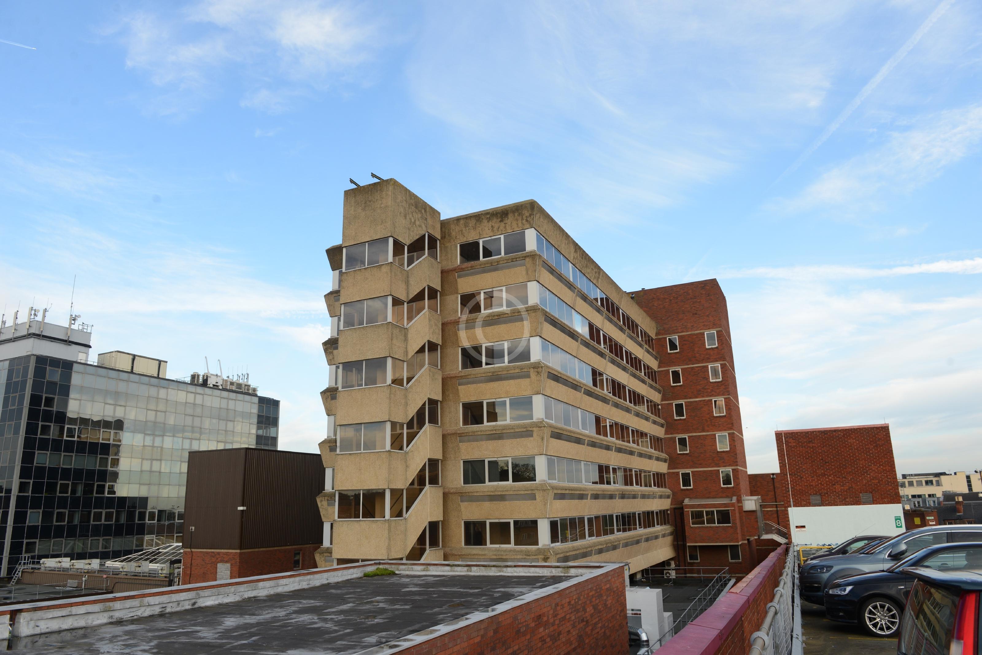 MAIDENHEAD 127314 Photo 1 of 12 Baylis Media Photos