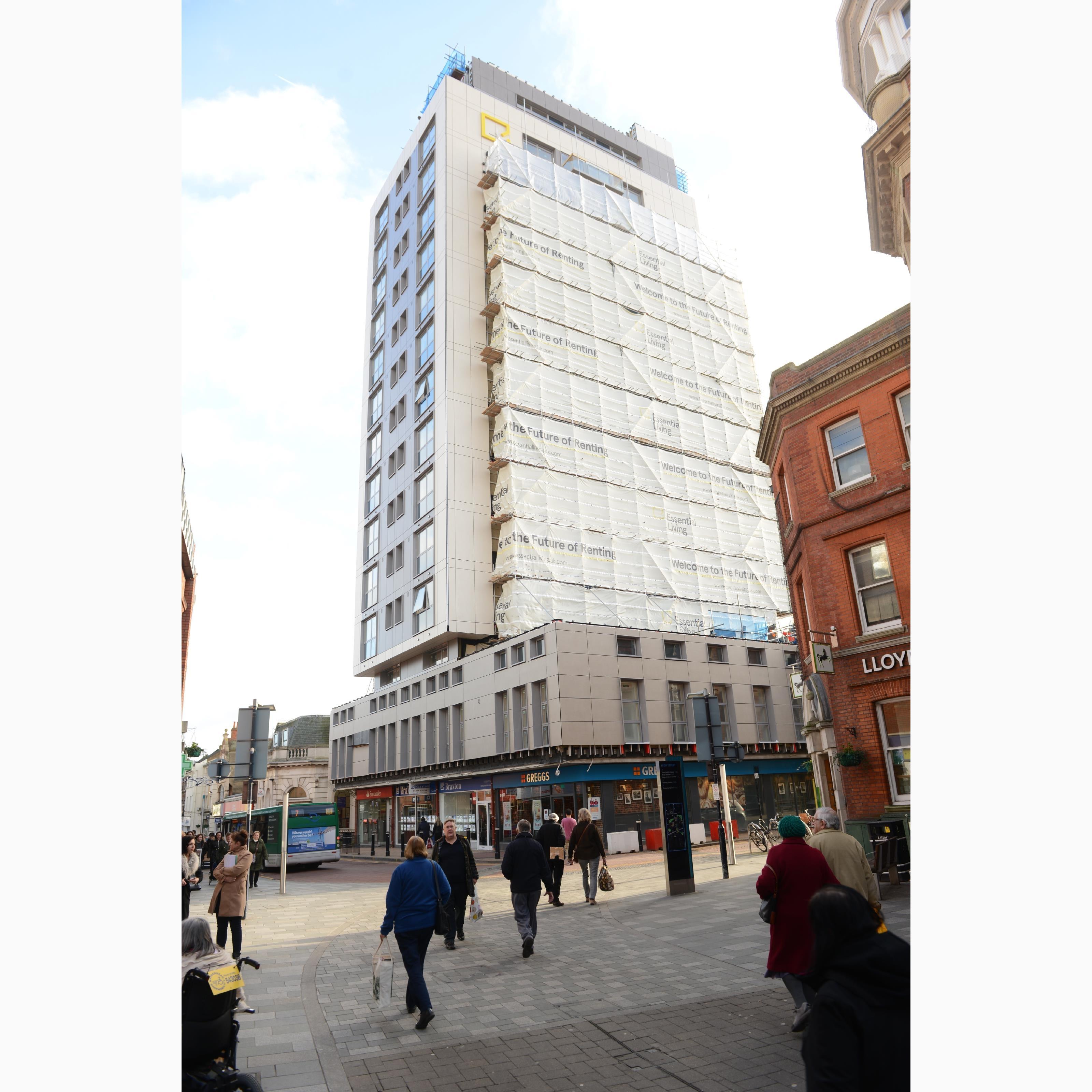 MAIDENHEAD 127348 Photo 1 of 4 Baylis Media Photos