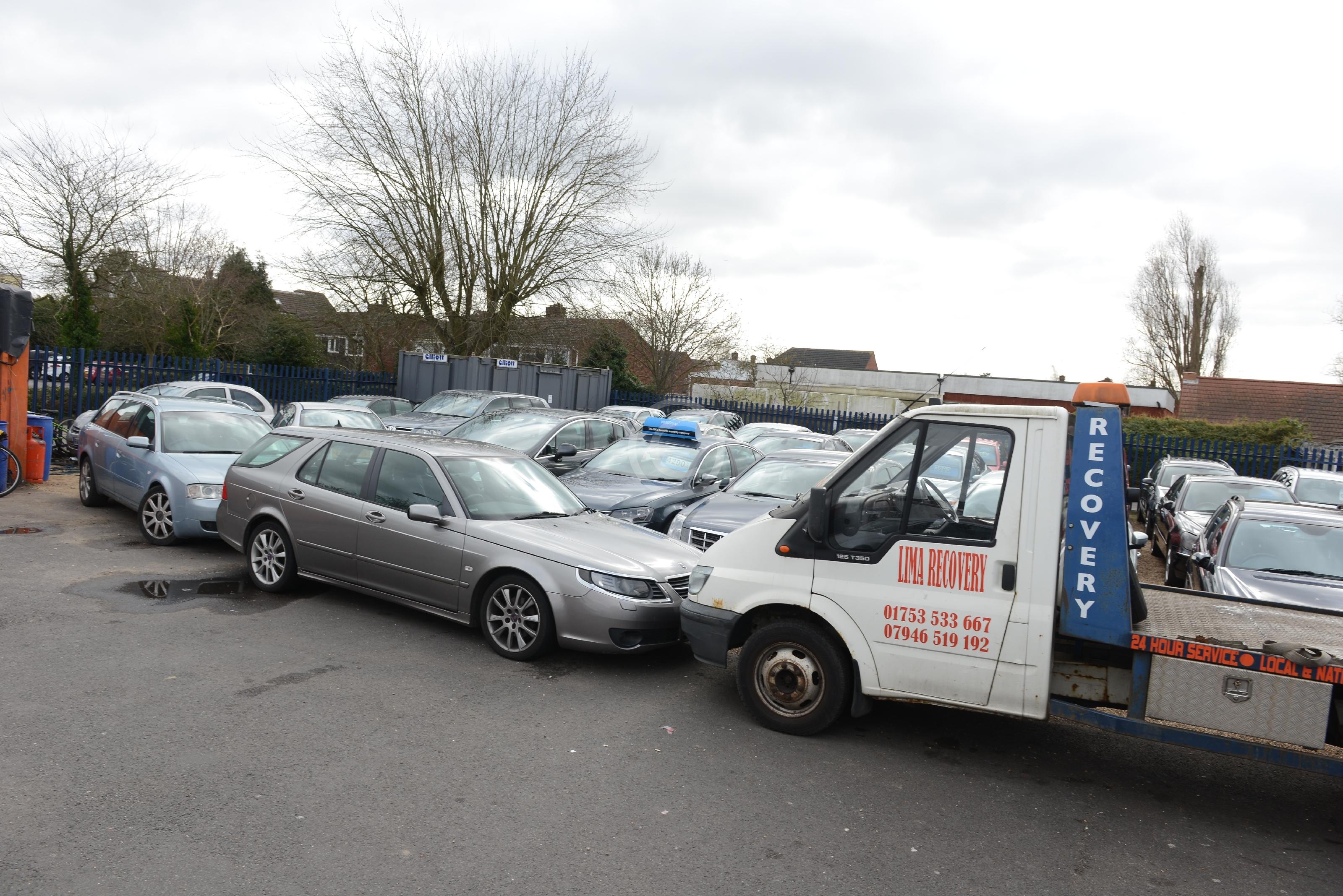 SLOUGH 127705 Photo 1 of 4 Baylis Media Photos