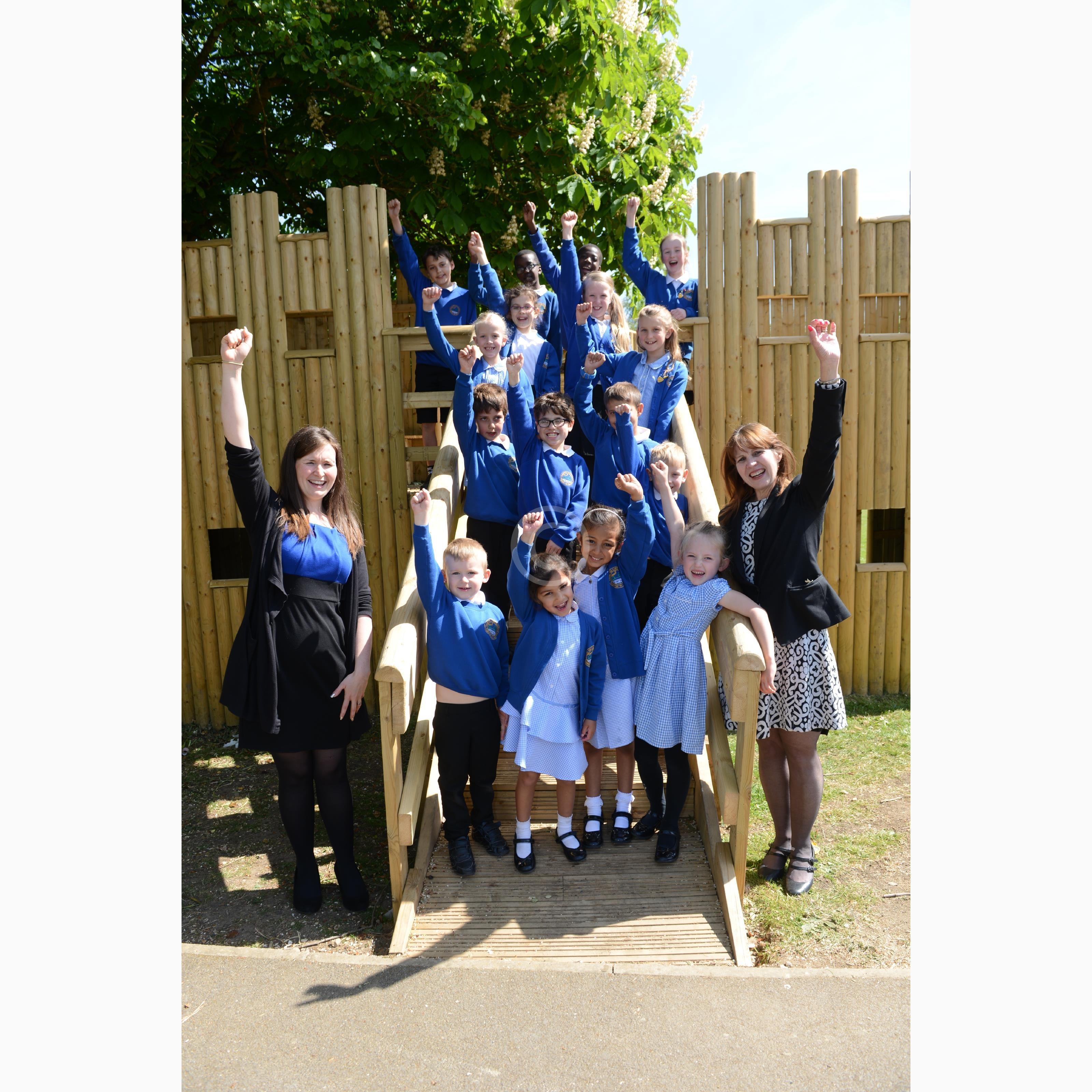 KNOWL HILL 128076 Photo 1 of 5 Baylis Media Photos