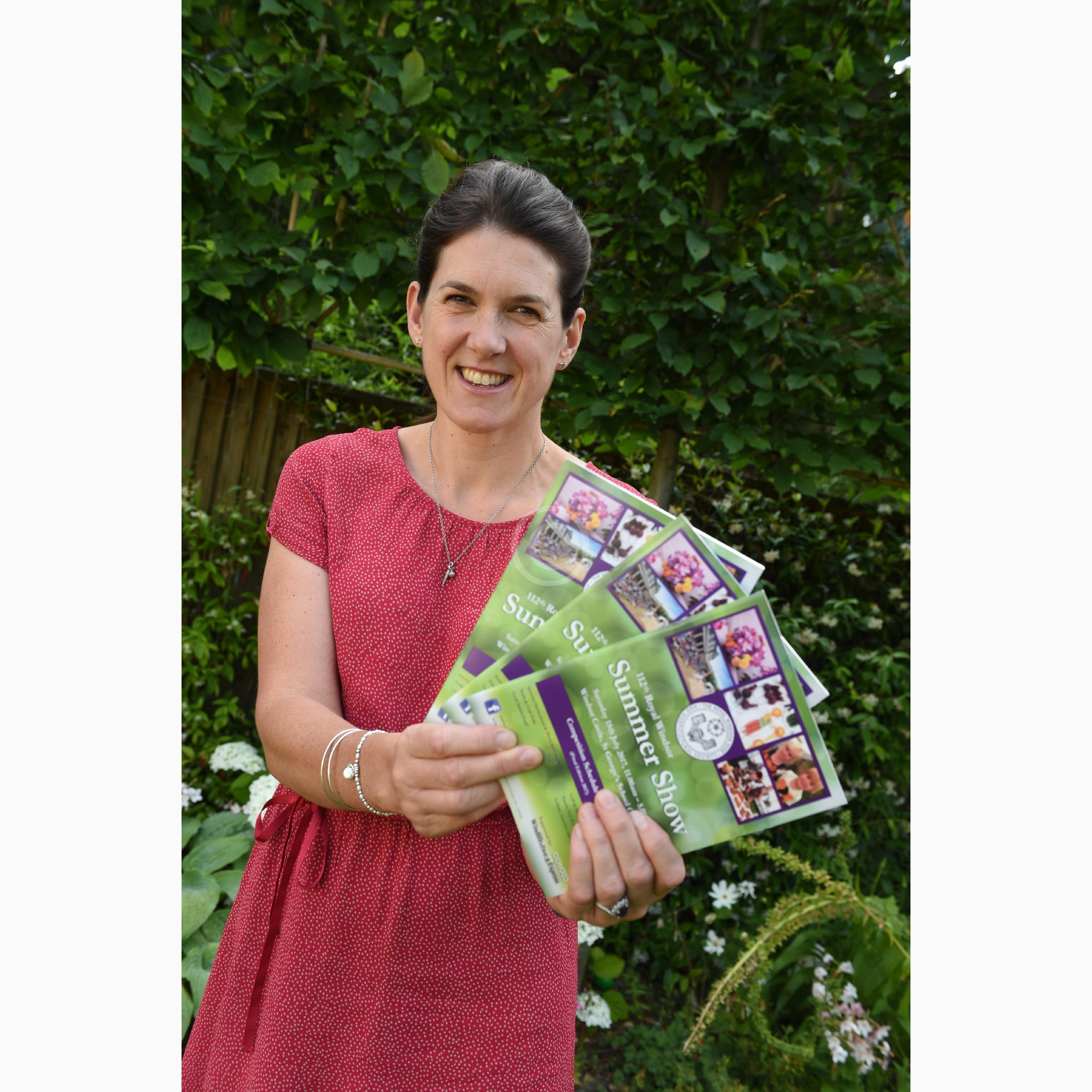 ENGLEFIELD GREEN 128362 Photo 1 of 7 Baylis Media Photos