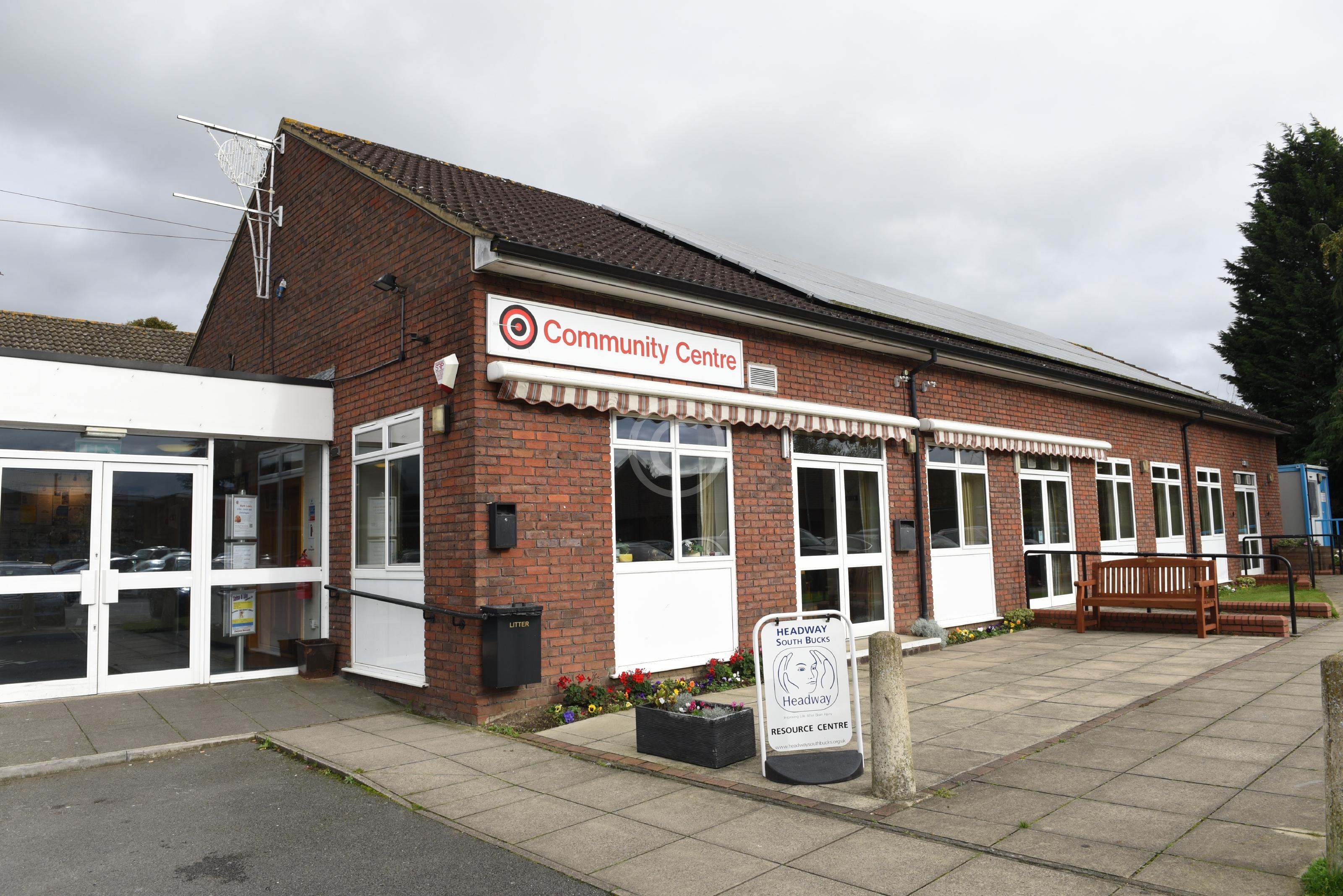 BOURNE END 128931 Photo 1 of 5 Baylis Media Photos