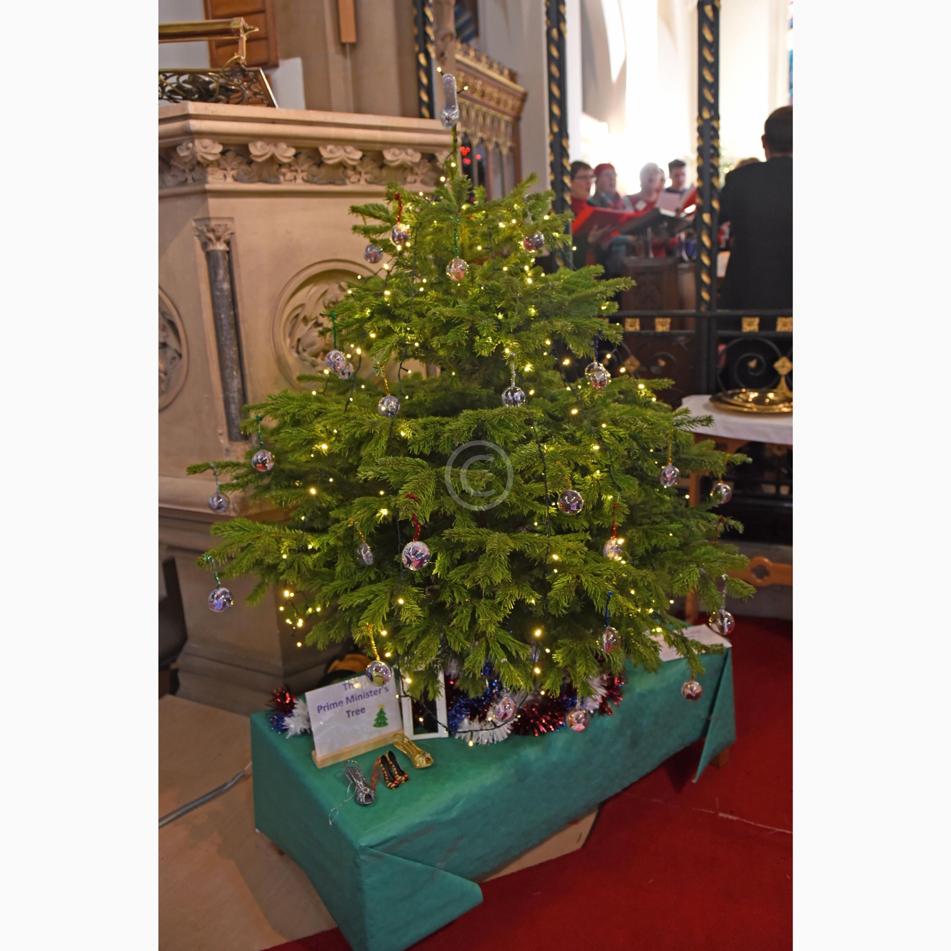 MAIDENHEAD 129146 Photo 1 of 20 Baylis Media Photos