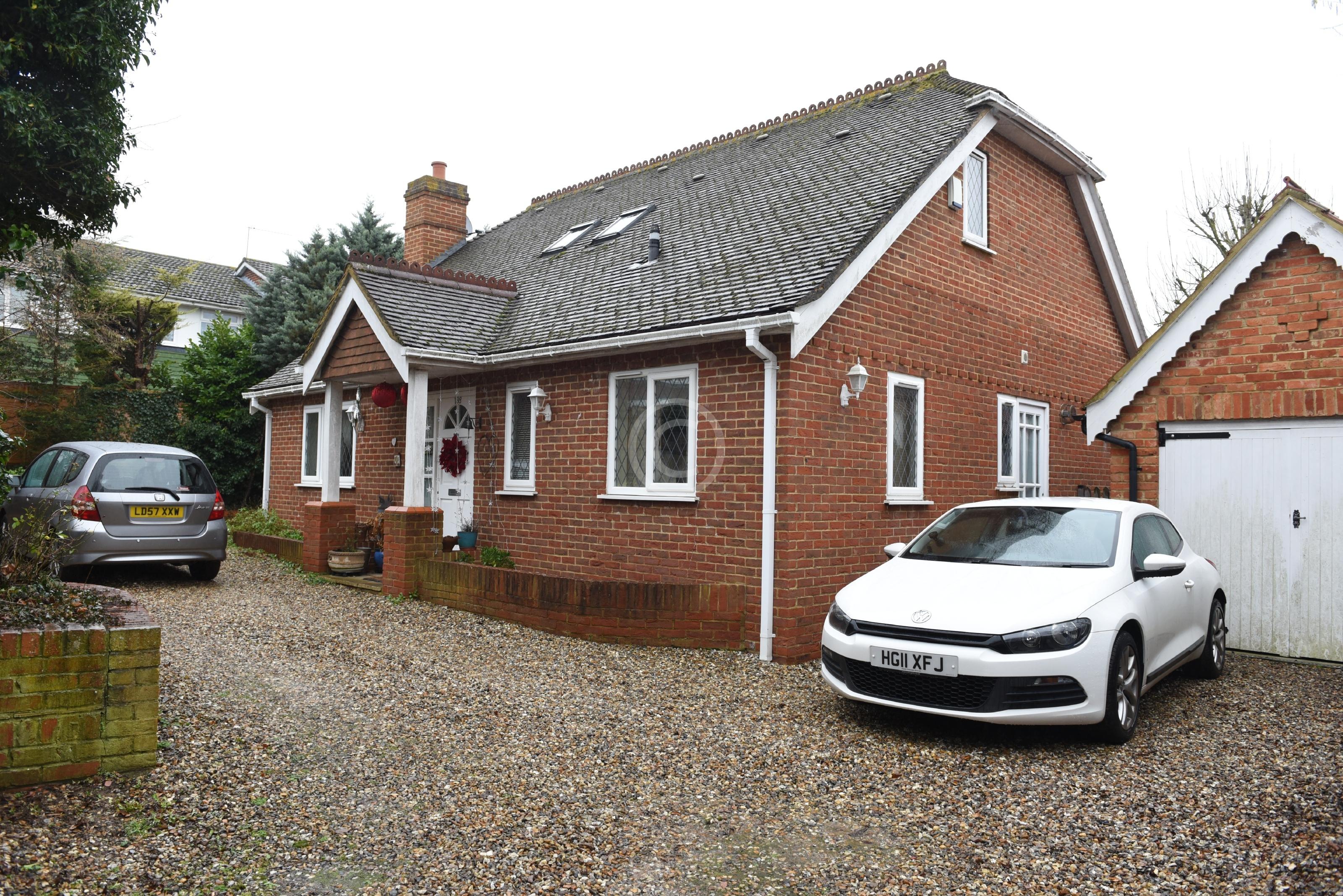 PROPERTY 129231 Photo 2 of 7 Baylis Media Photos