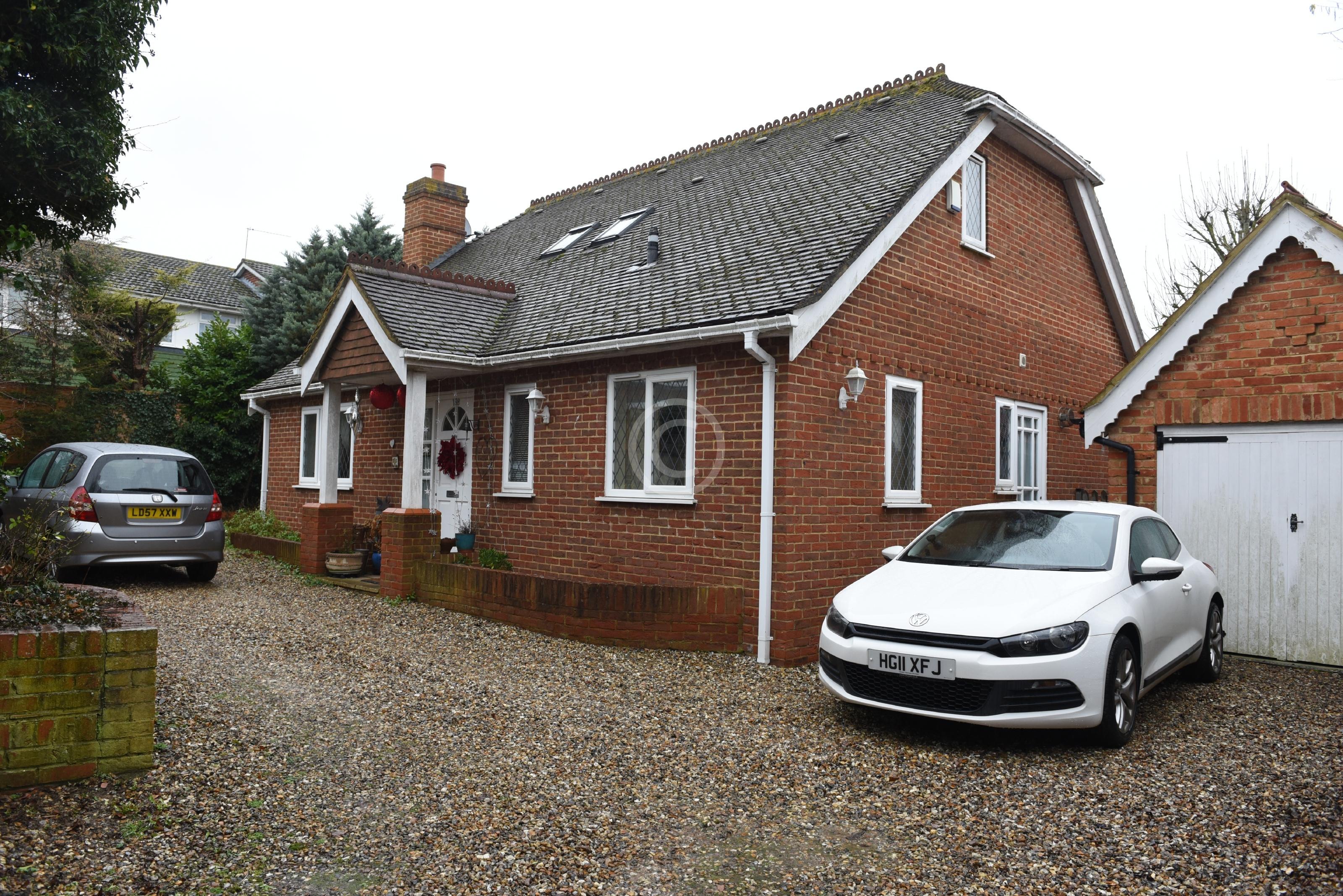 PROPERTY 129231 Photo 2 of 7 Baylis Media Photos