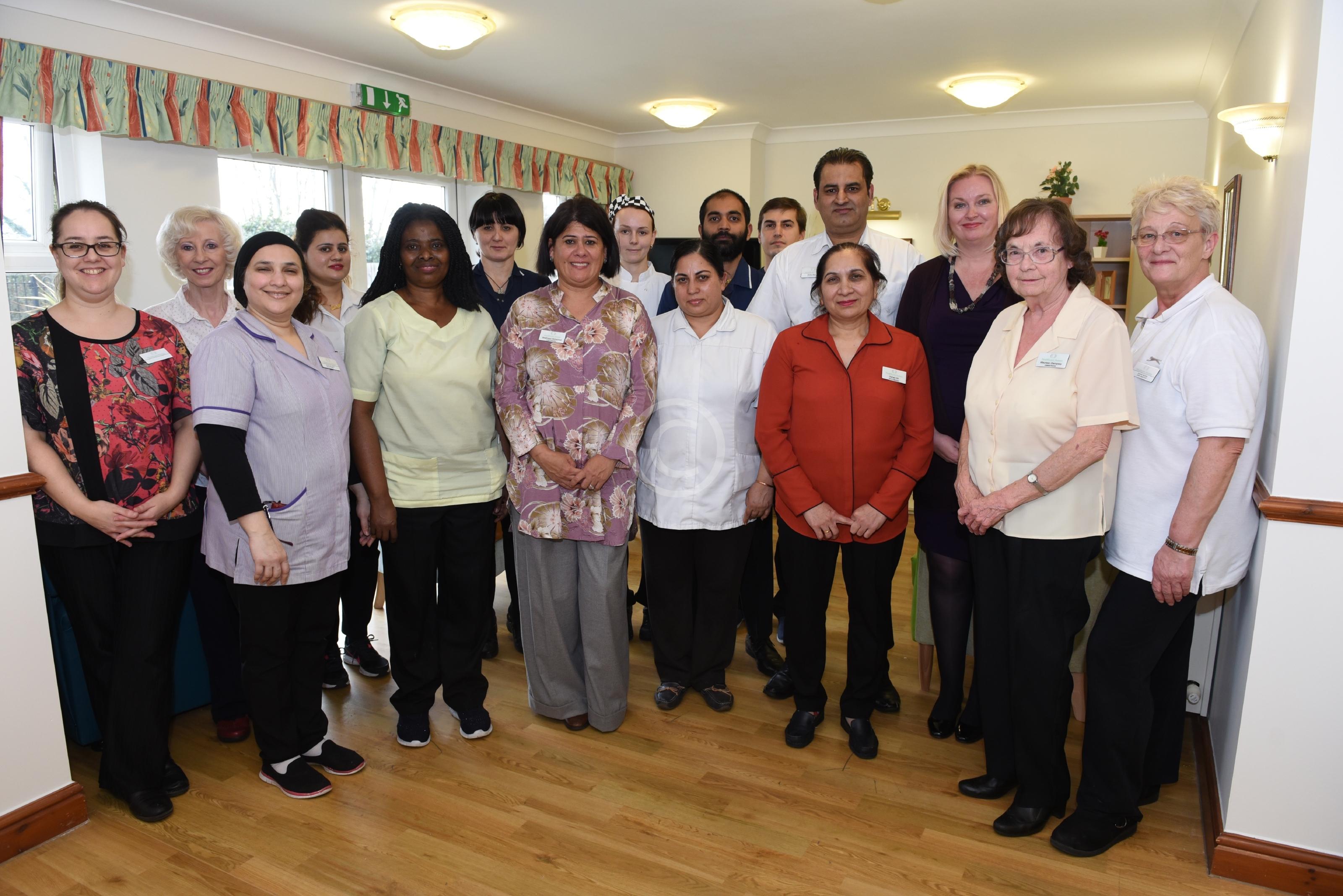 WINDSOR 129499 Photo 1 of 4 Baylis Media Photos