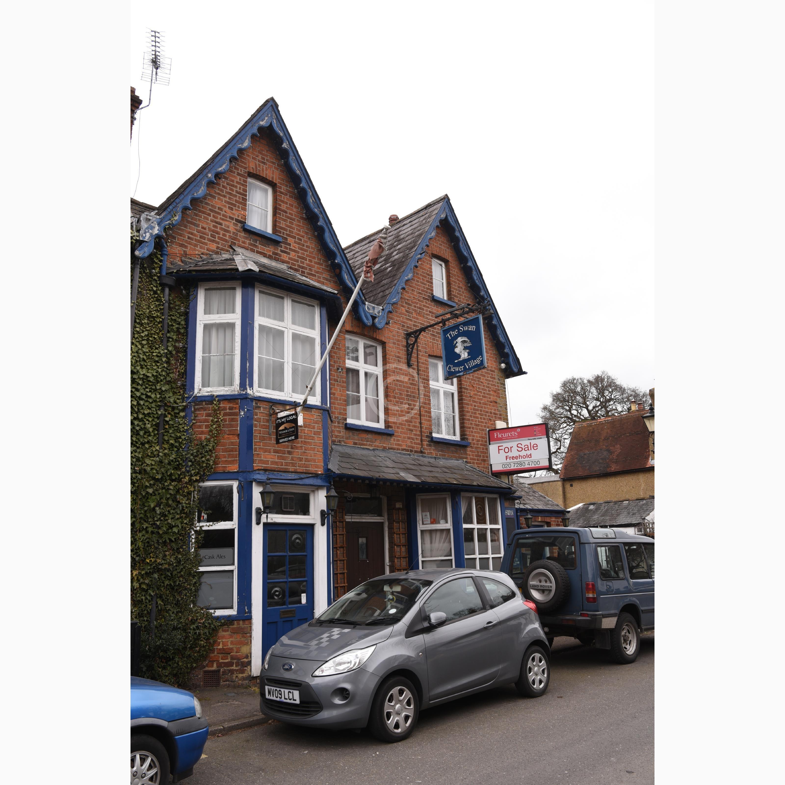 WINDSOR 129580 Photo 1 of 8 Baylis Media Photos