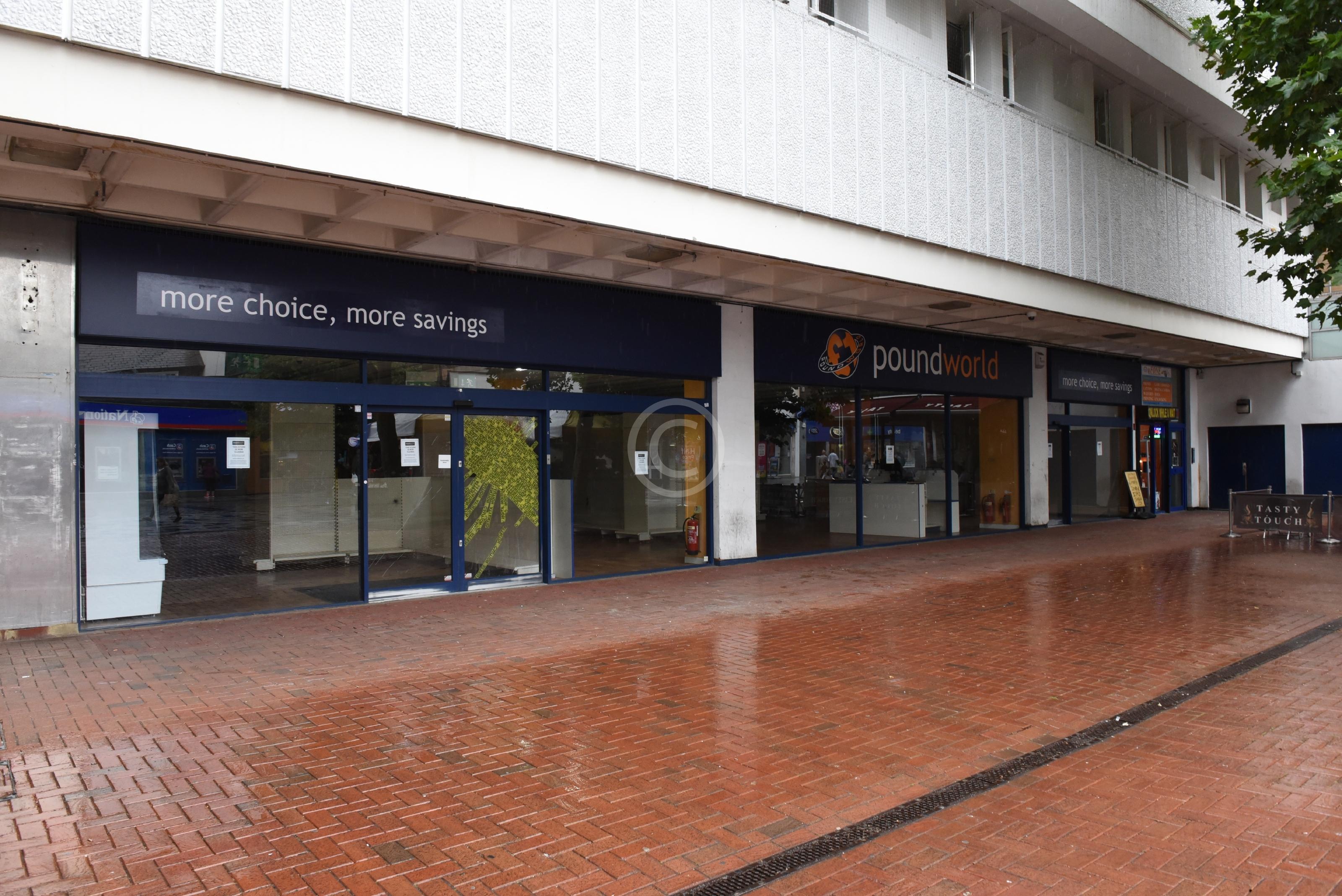 SLOUGH 130161 Photo 2 of 13 Baylis Media Photos