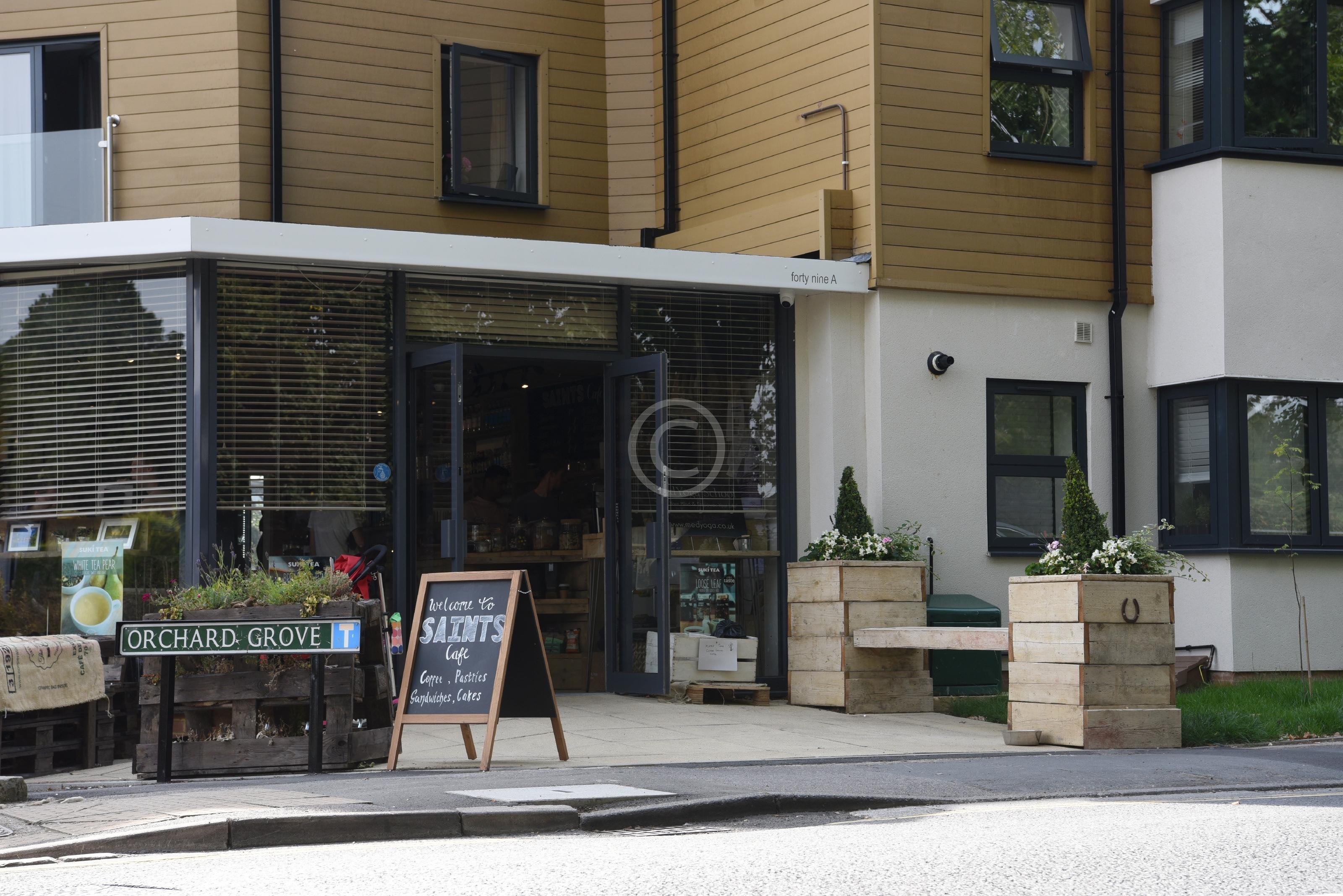 MAIDENHEAD 130264 Photo 1 of 2 Baylis Media Photos