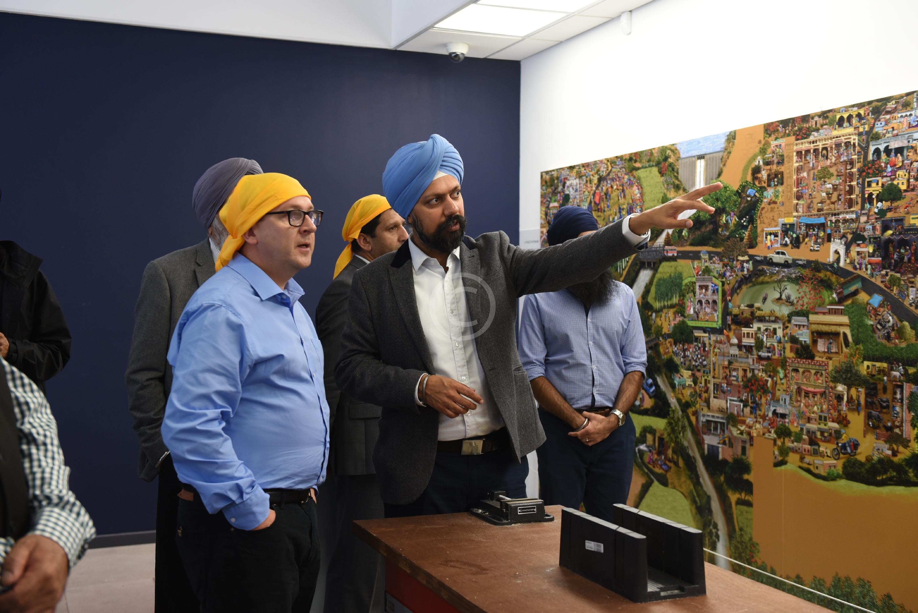 SLOUGH 130441 Photo 1 of 45 Baylis Media Photos