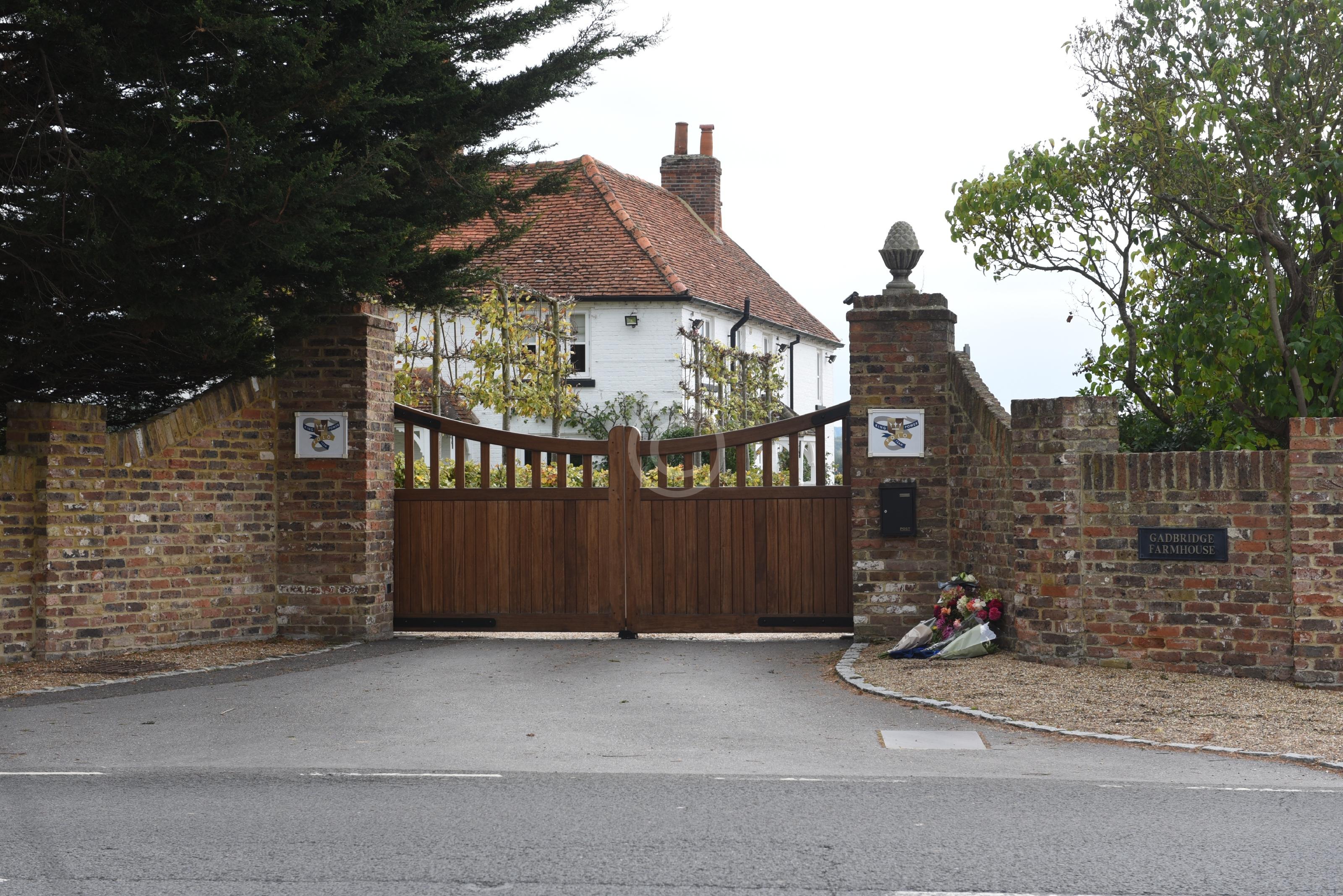 HOLYPORT 130537 Photo 1 of 17 Baylis Media Photos