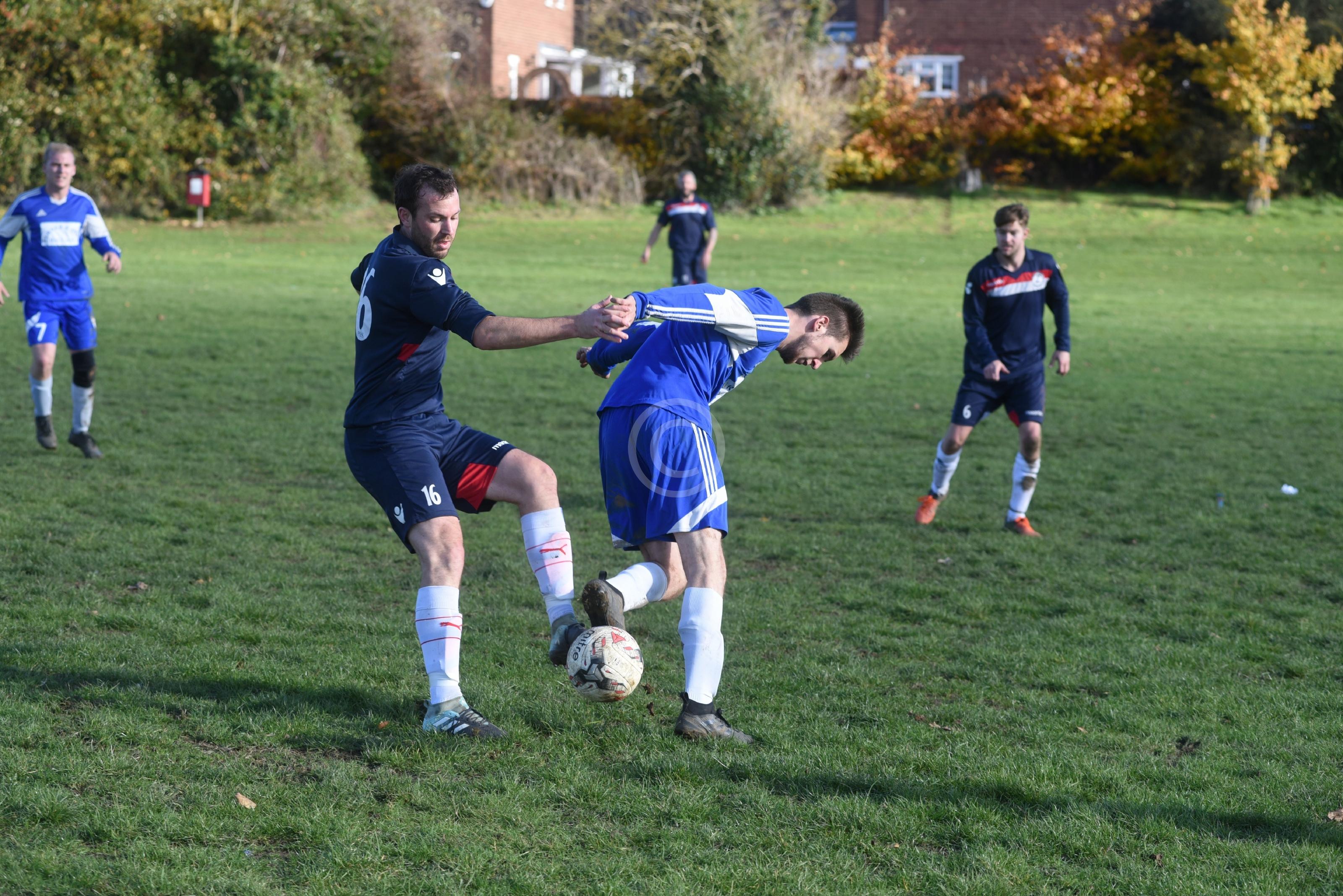 FOOTBALL 130596 Photo 1 of 14 Baylis Media Photos