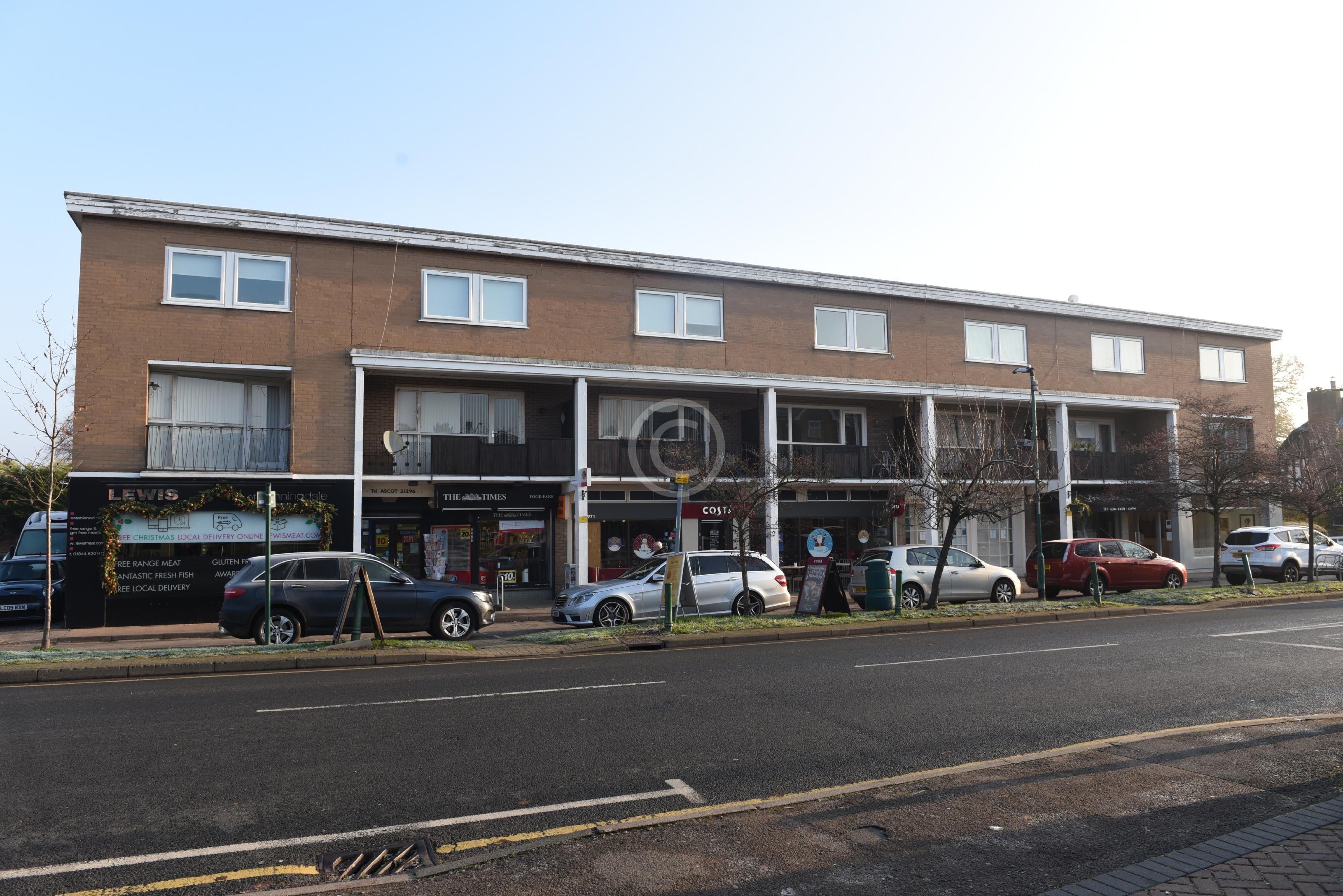 SUNNINGDALE 130649 Photo 1 of 7 Baylis Media Photos