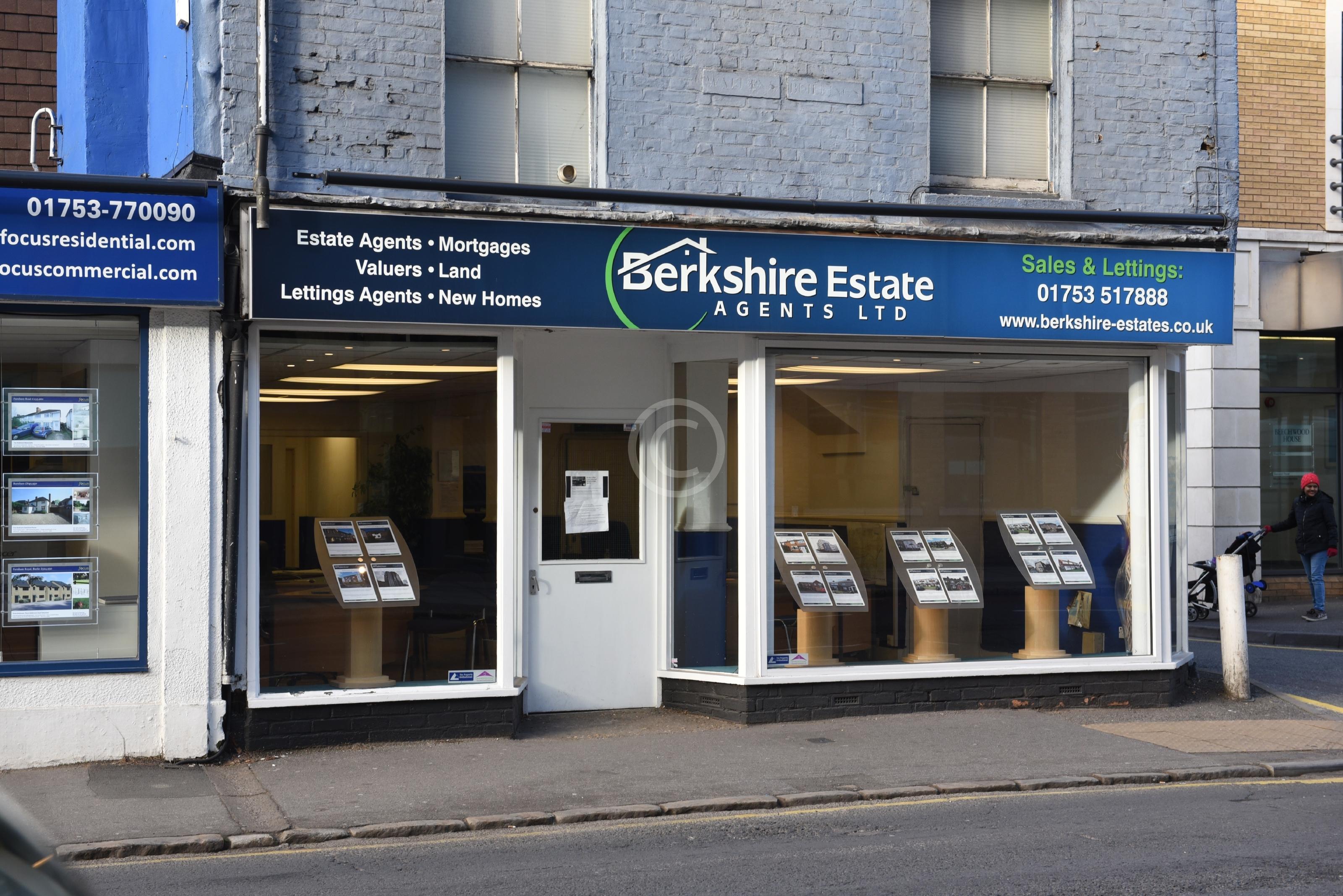 SLOUGH 130806 Photo 1 of 10 Baylis Media Photos