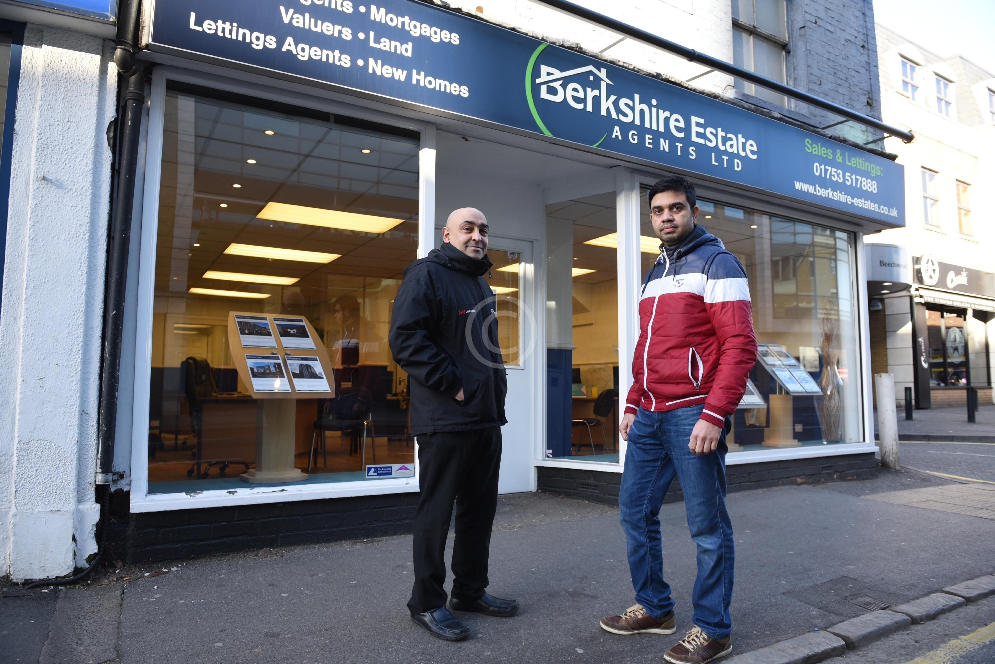 SLOUGH 130806 Photo 1 of 10 Baylis Media Photos