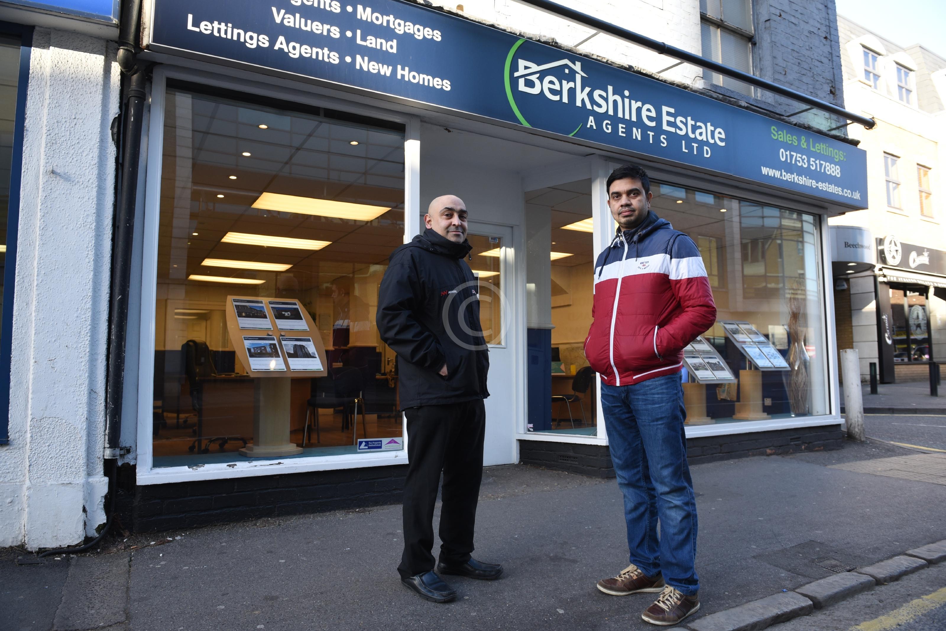 SLOUGH 130806 Photo 1 of 10 Baylis Media Photos