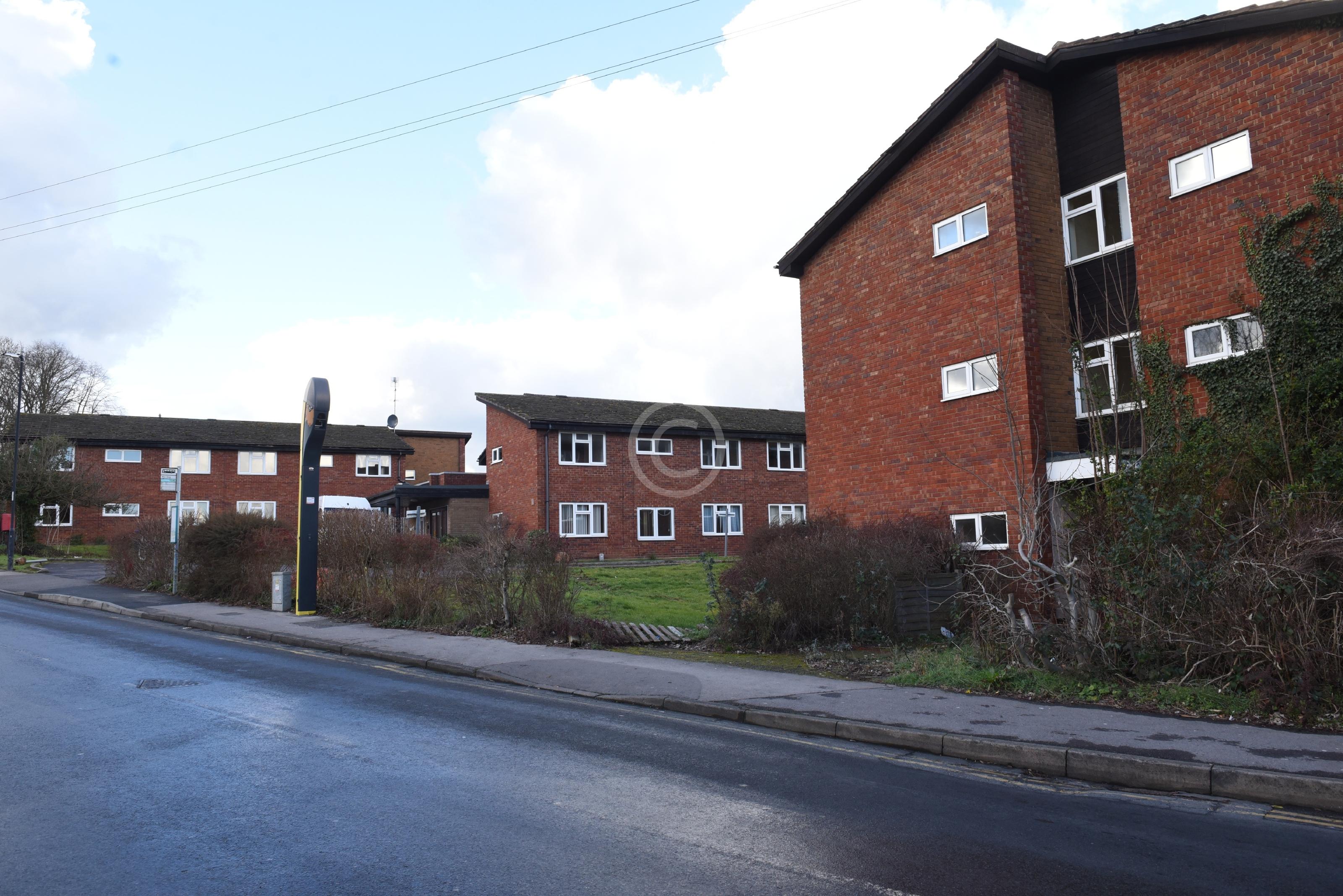 MAIDENHEAD 130877 Photo 1 of 9 Baylis Media Photos