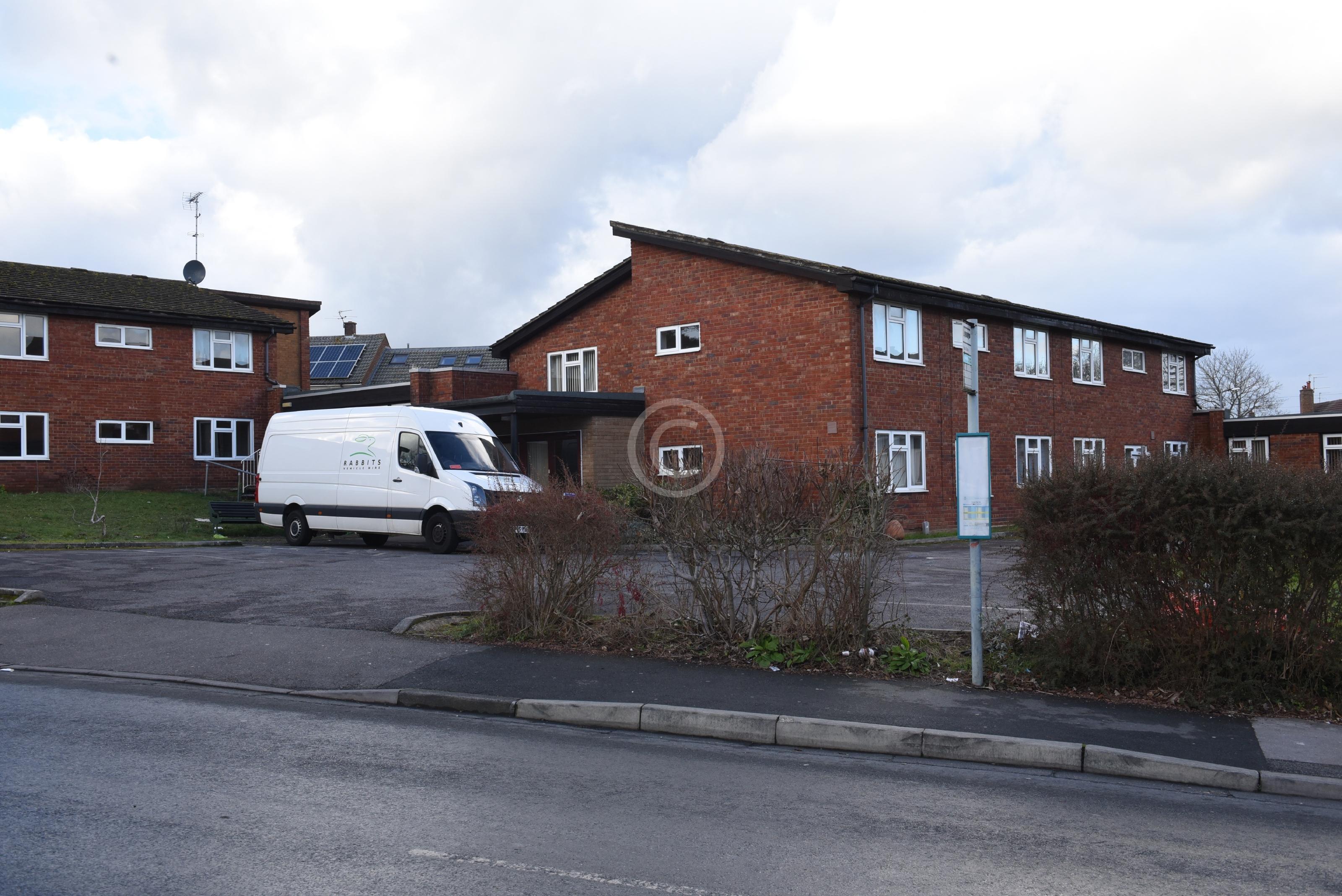 MAIDENHEAD 130877 Photo 1 of 9 Baylis Media Photos