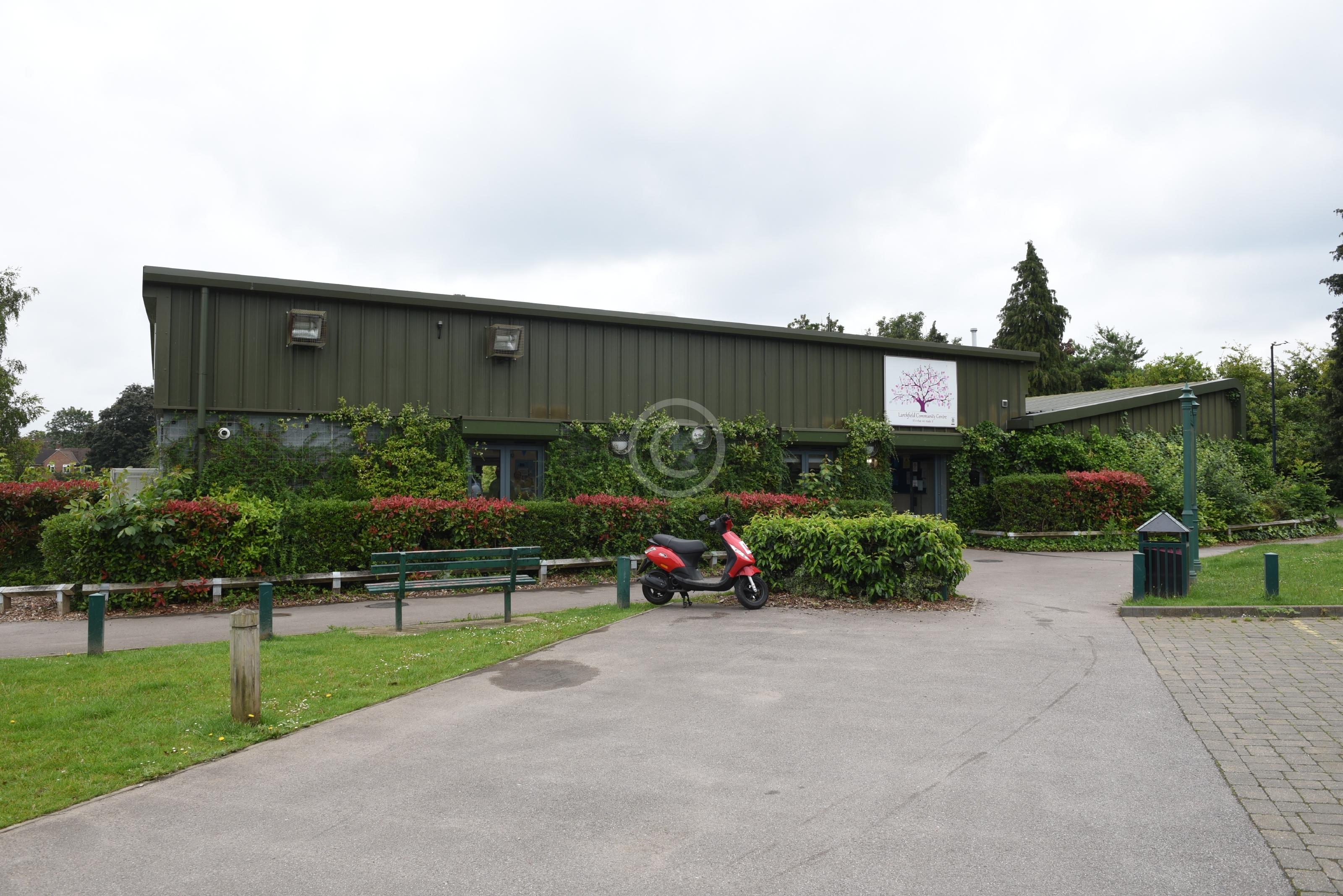 MAIDENHEAD 131440 Photo 1 of 5 Baylis Media Photos