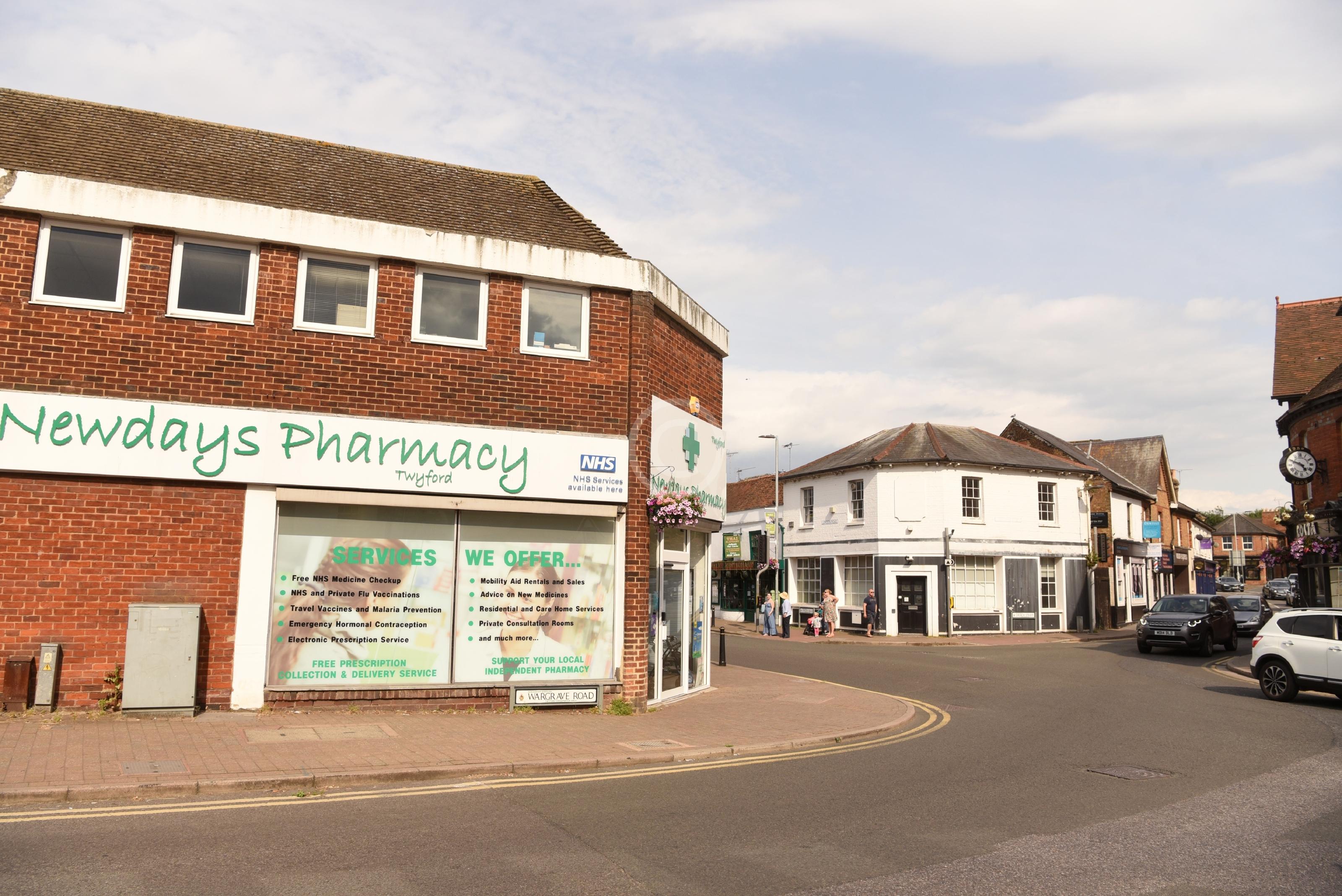 TWYFORD 131532 Photo 1 of 4 Baylis Media Photos