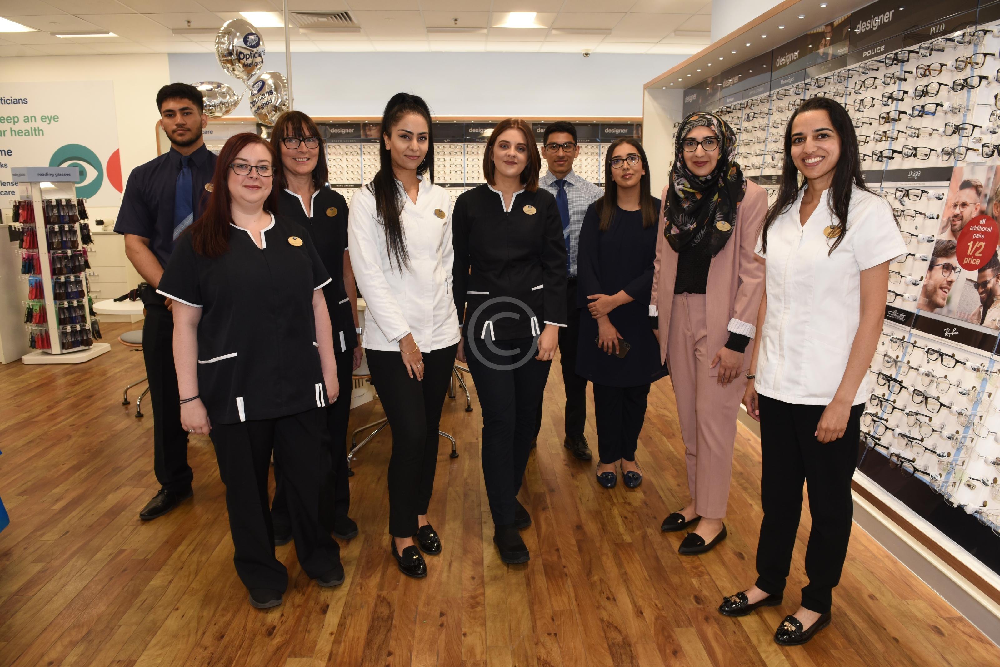 WINDSOR 131586 Photo 1 of 11 Baylis Media Photos