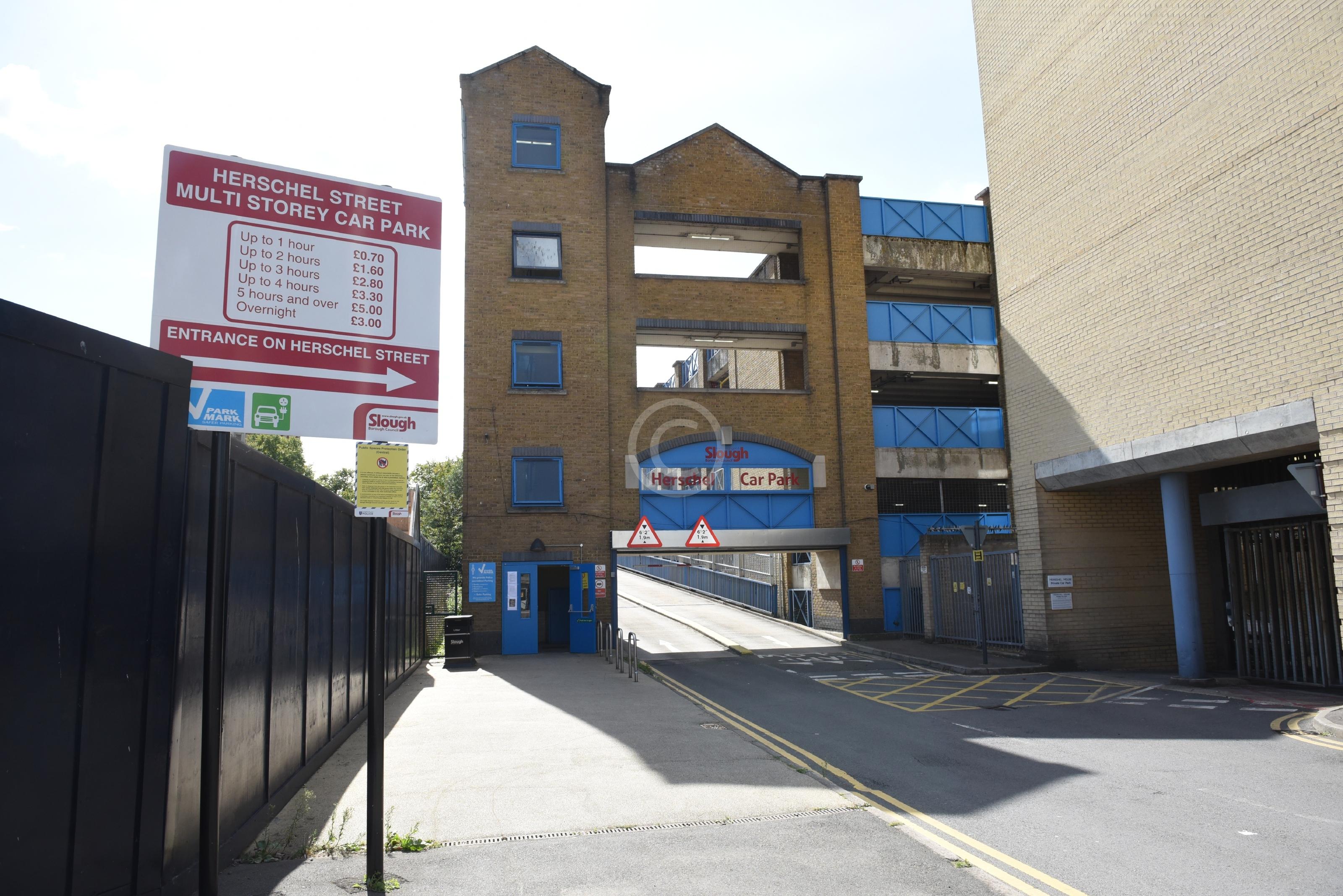 SLOUGH 131806 Photo 1 of 8 Baylis Media Photos