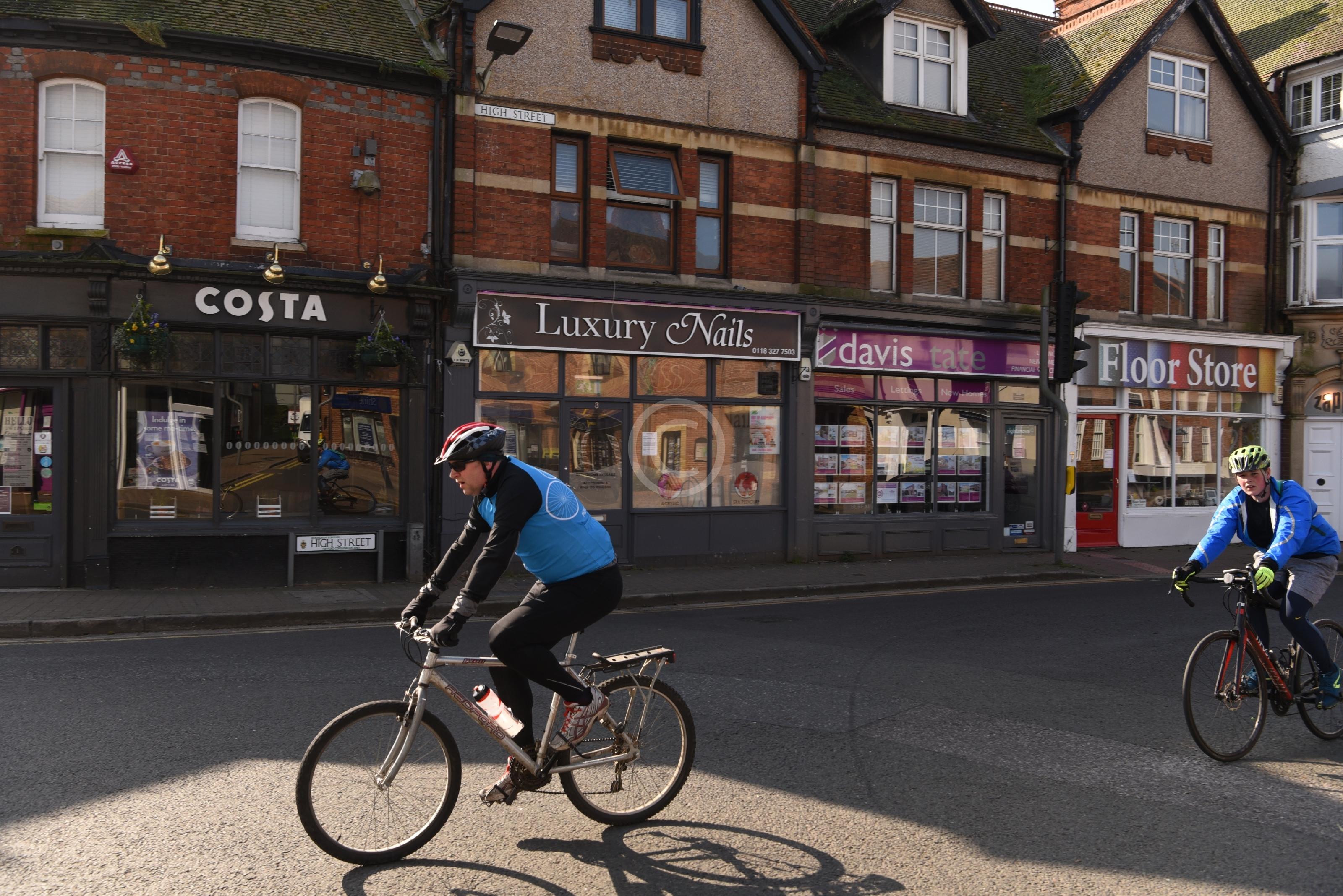 TWYFORD 132661 Photo 1 of 17 Baylis Media Photos