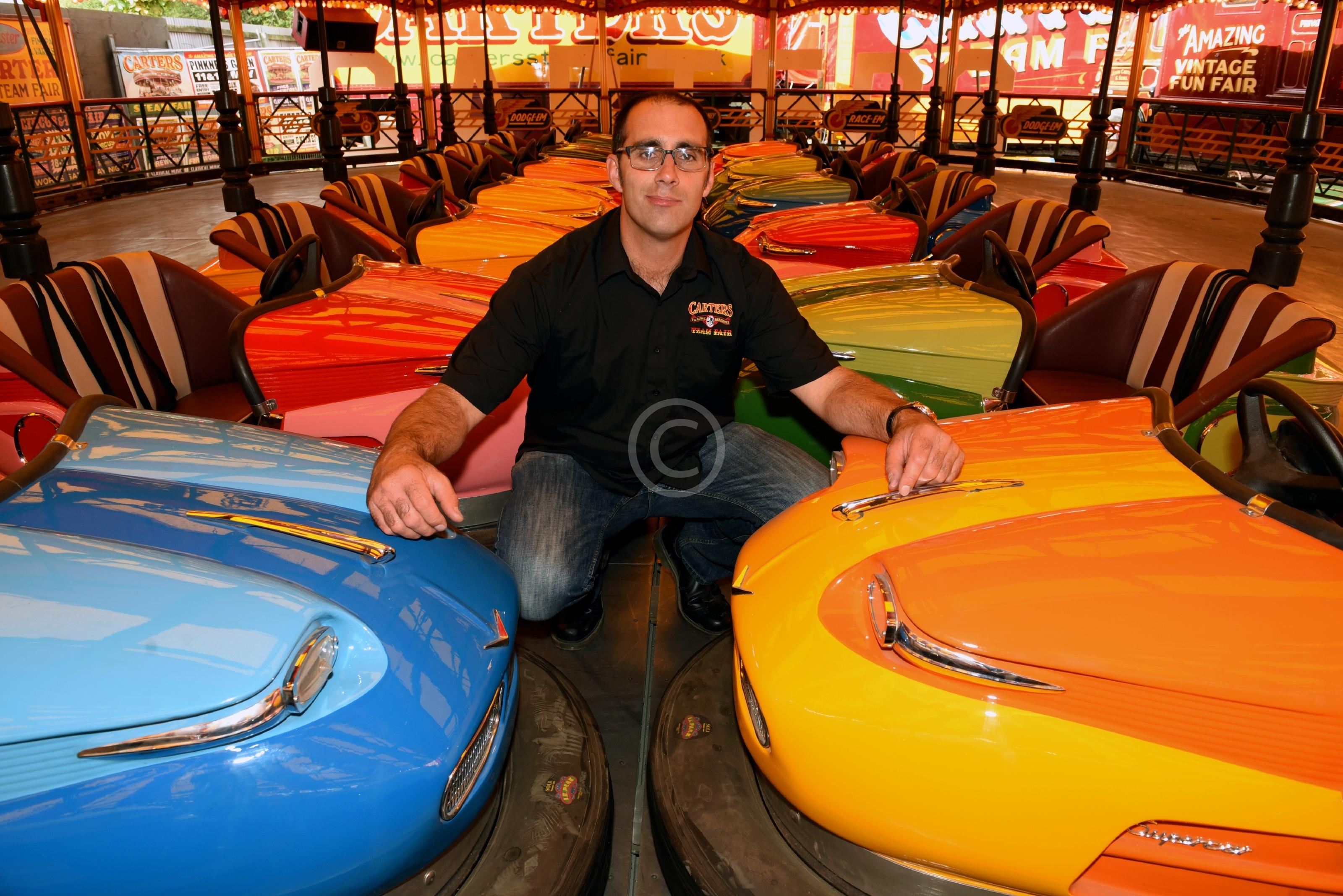 WHITE WALTHAM 132855 Photo 1 of 20 Baylis Media Photos