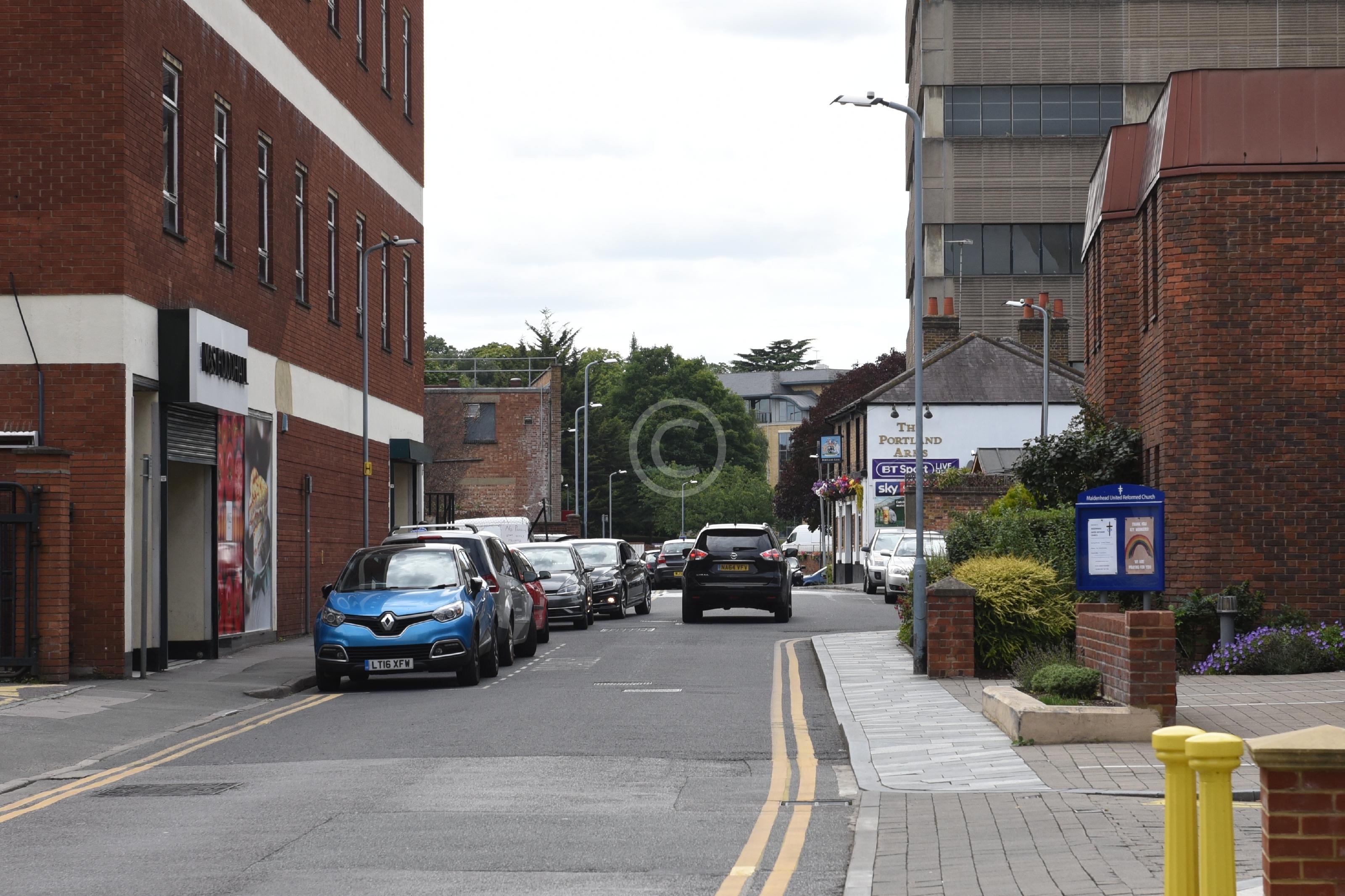 MAIDENHEAD 132857 Photo 1 of 39 Baylis Media Photos