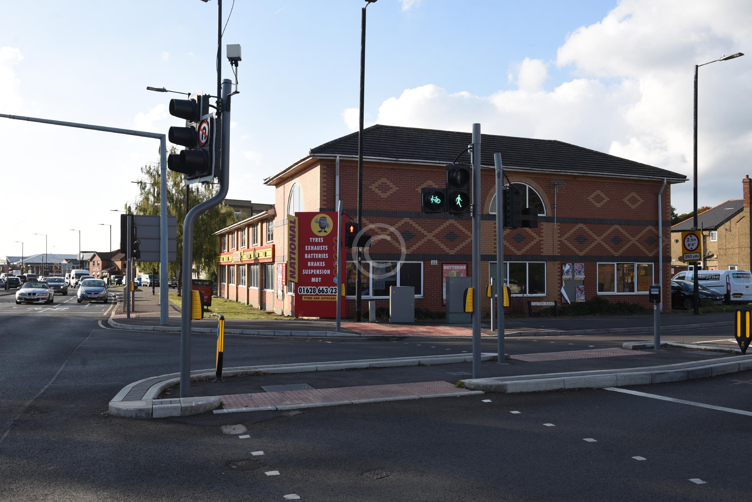 SLOUGH 133010 Photo 1 of 8 Baylis Media Photos