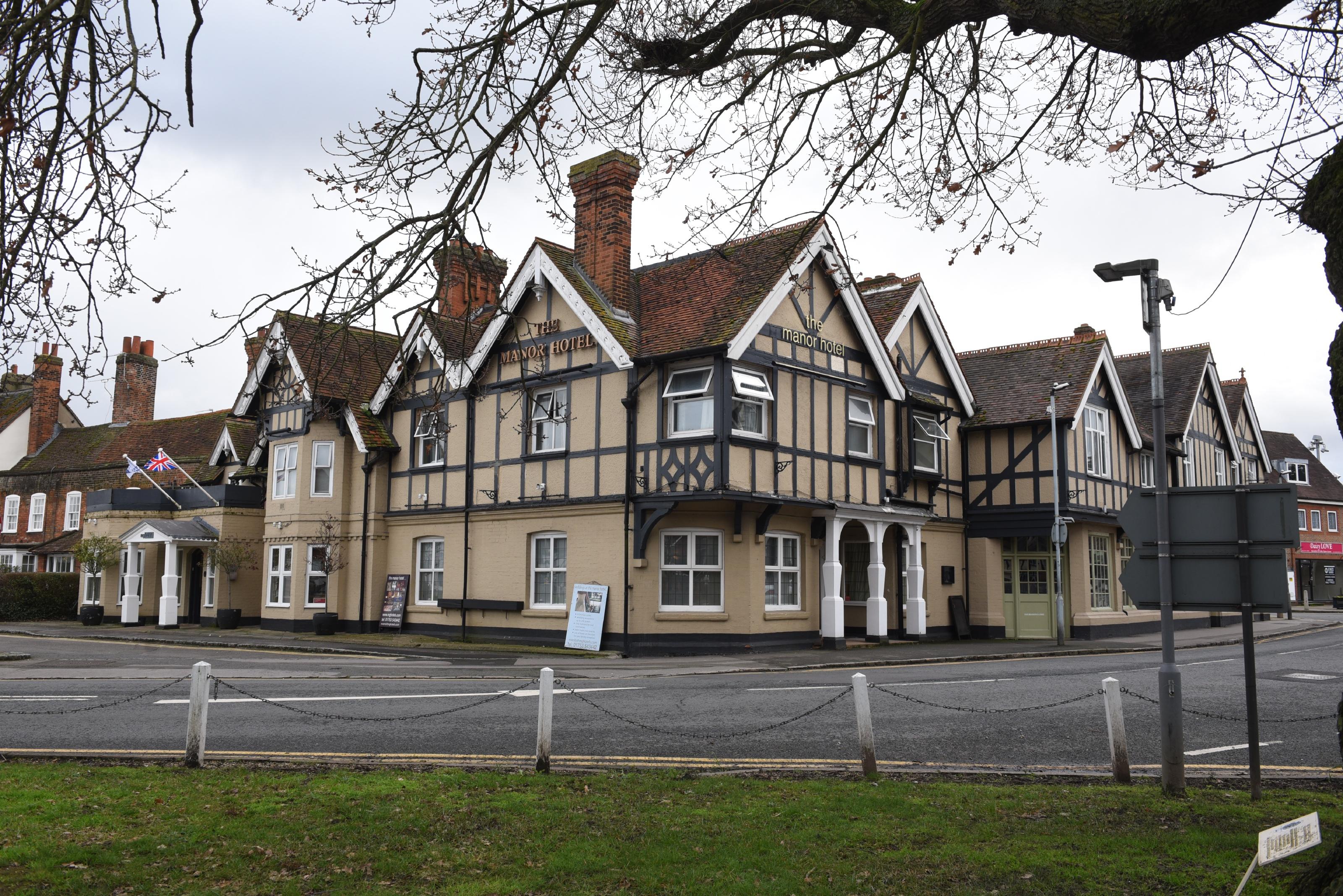 DATCHET 133320 Photo 1 of 8 Baylis Media Photos