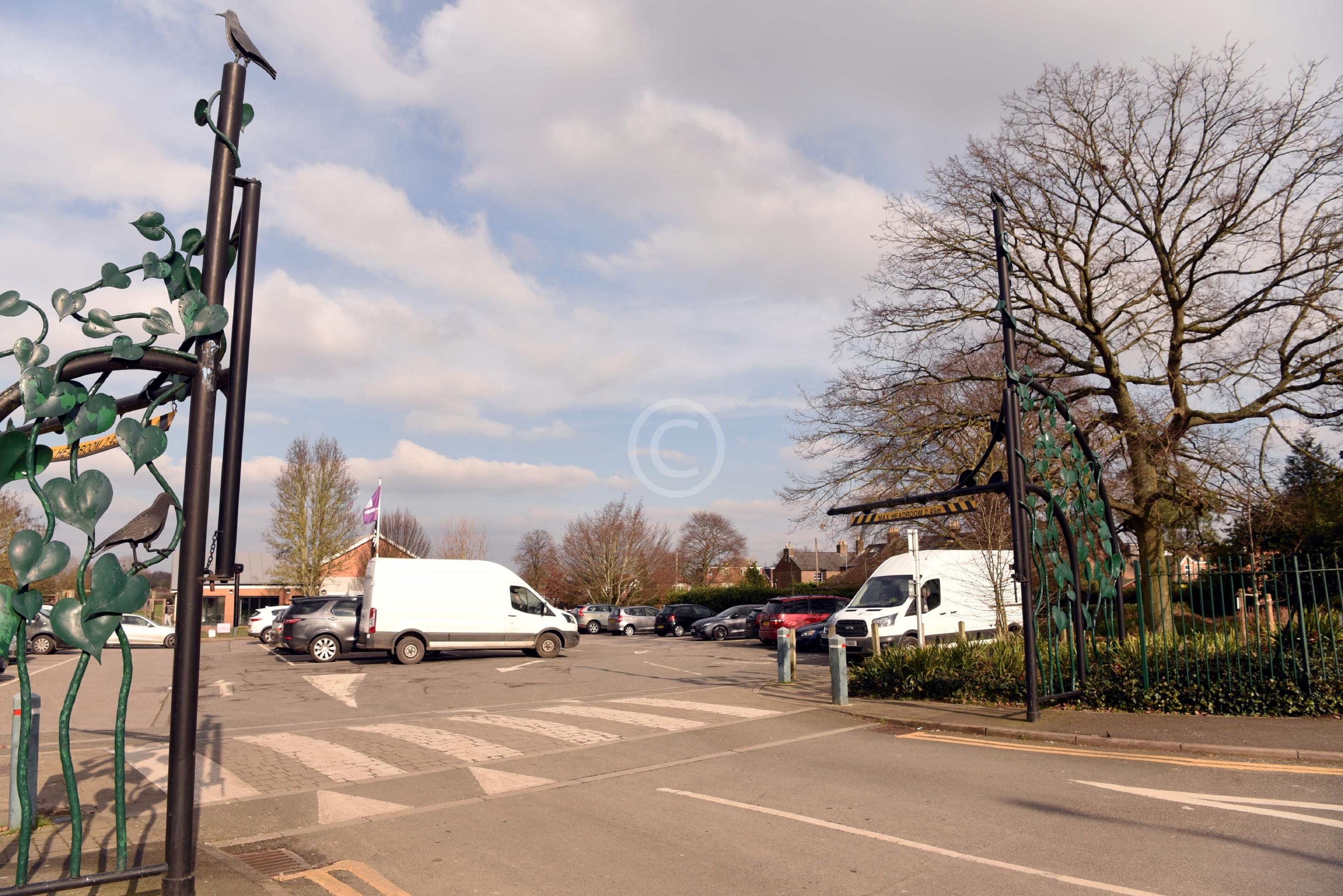 DEDWORTH 133343 Photo 1 of 4 Baylis Media Photos