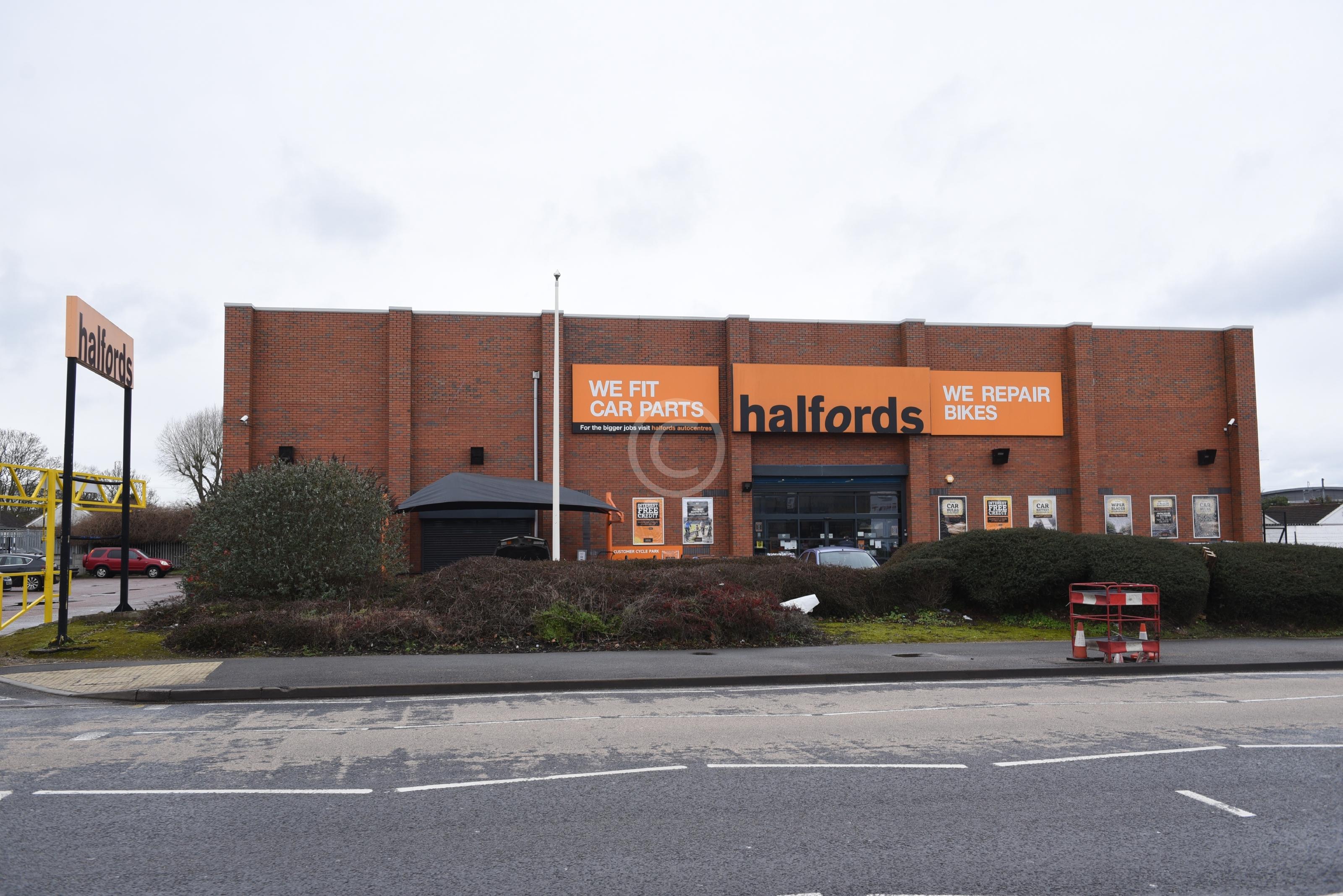 SLOUGH 133359 Photo 2 of 10 Baylis Media Photos