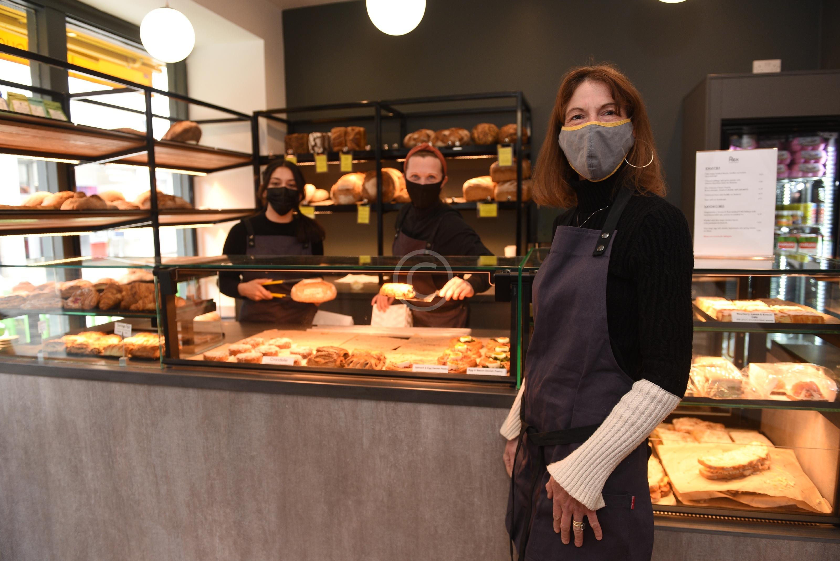 WINDSOR 133452 Photo 1 of 7 Baylis Media Photos