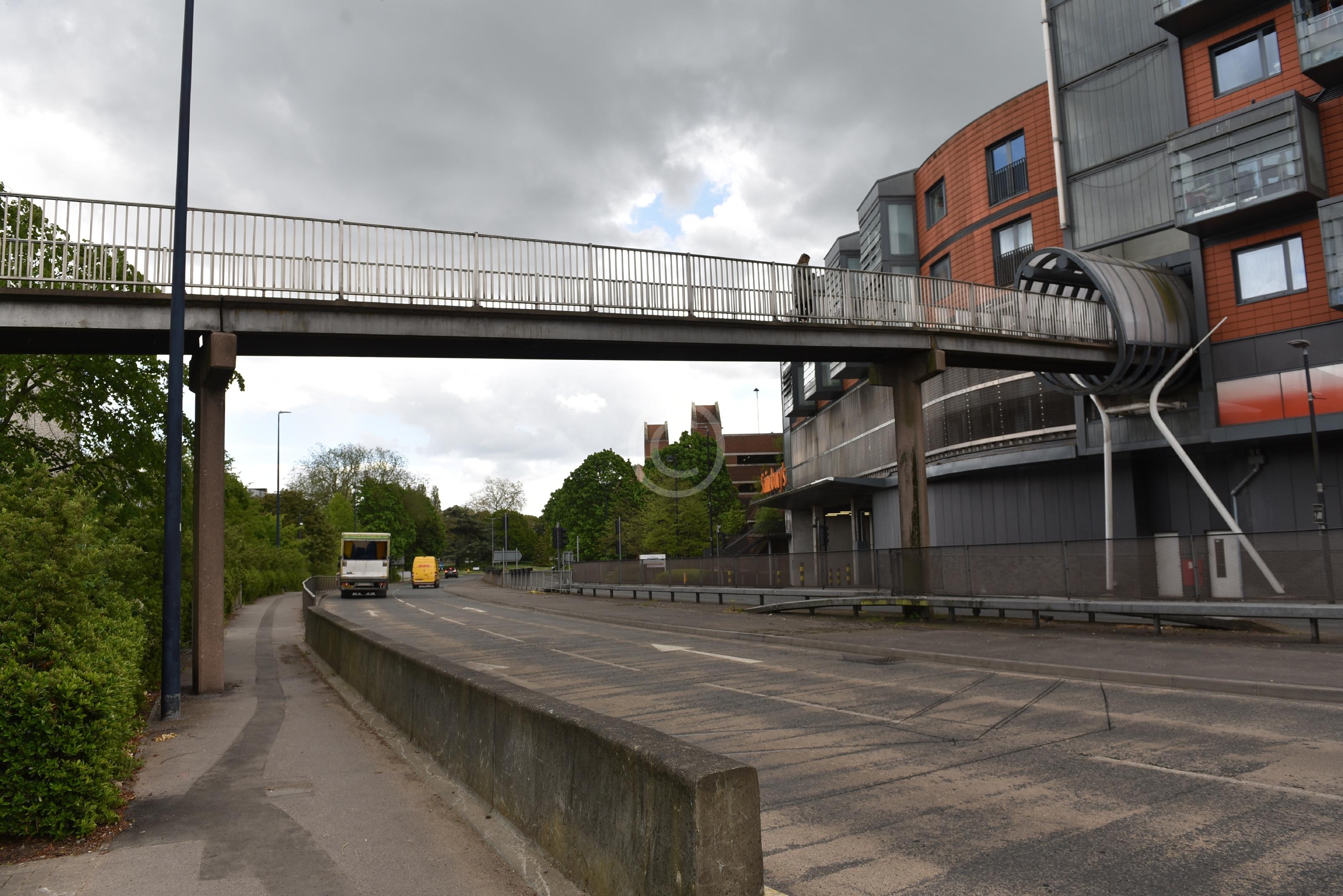 MAIDENHEAD 133531 Photo 1 of 13 Baylis Media Photos