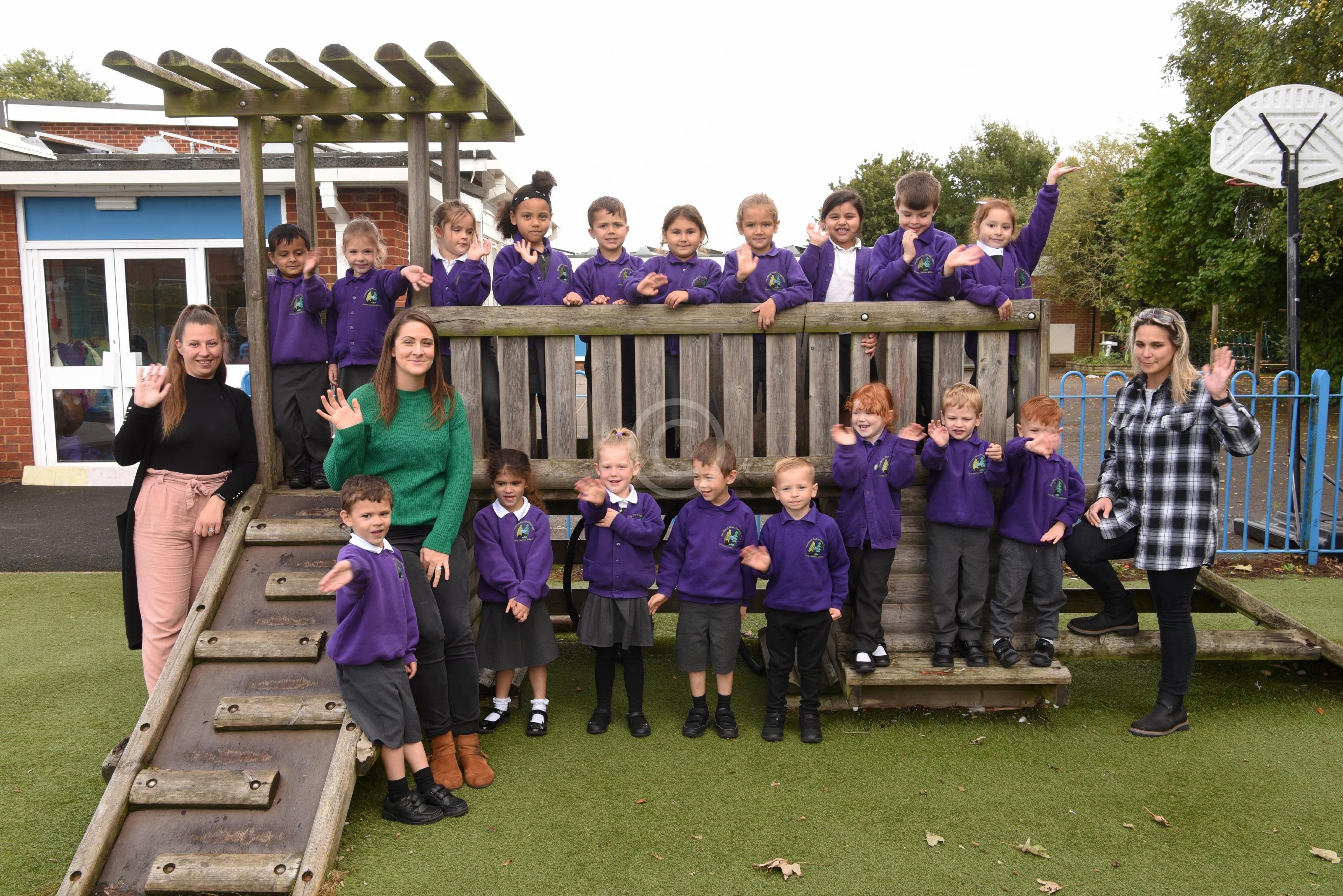 FIRST CLASS 133884 Photo 2 of 8 Baylis Media Photos