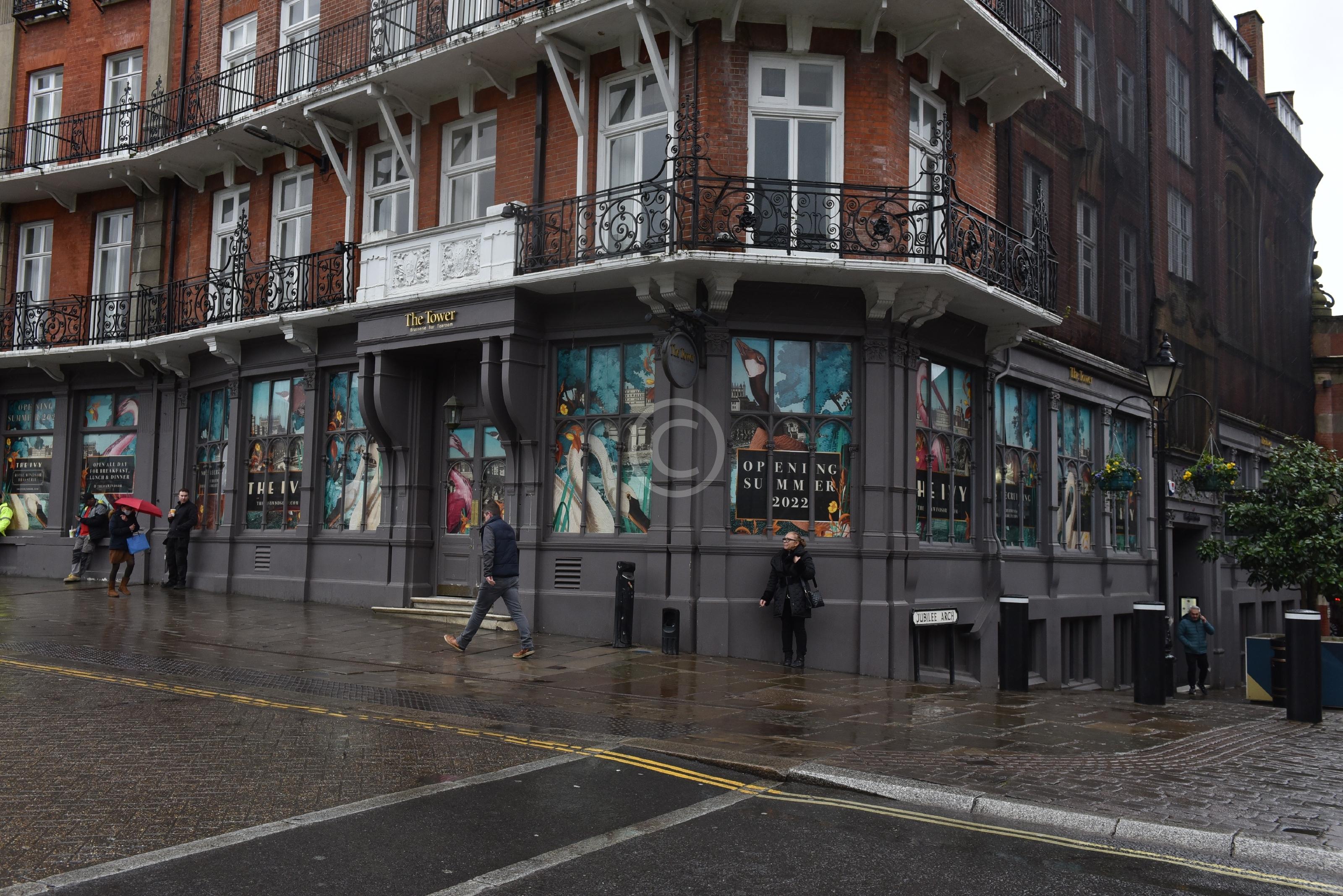 WINDSOR 134228 Photo 1 of 13 Baylis Media Photos