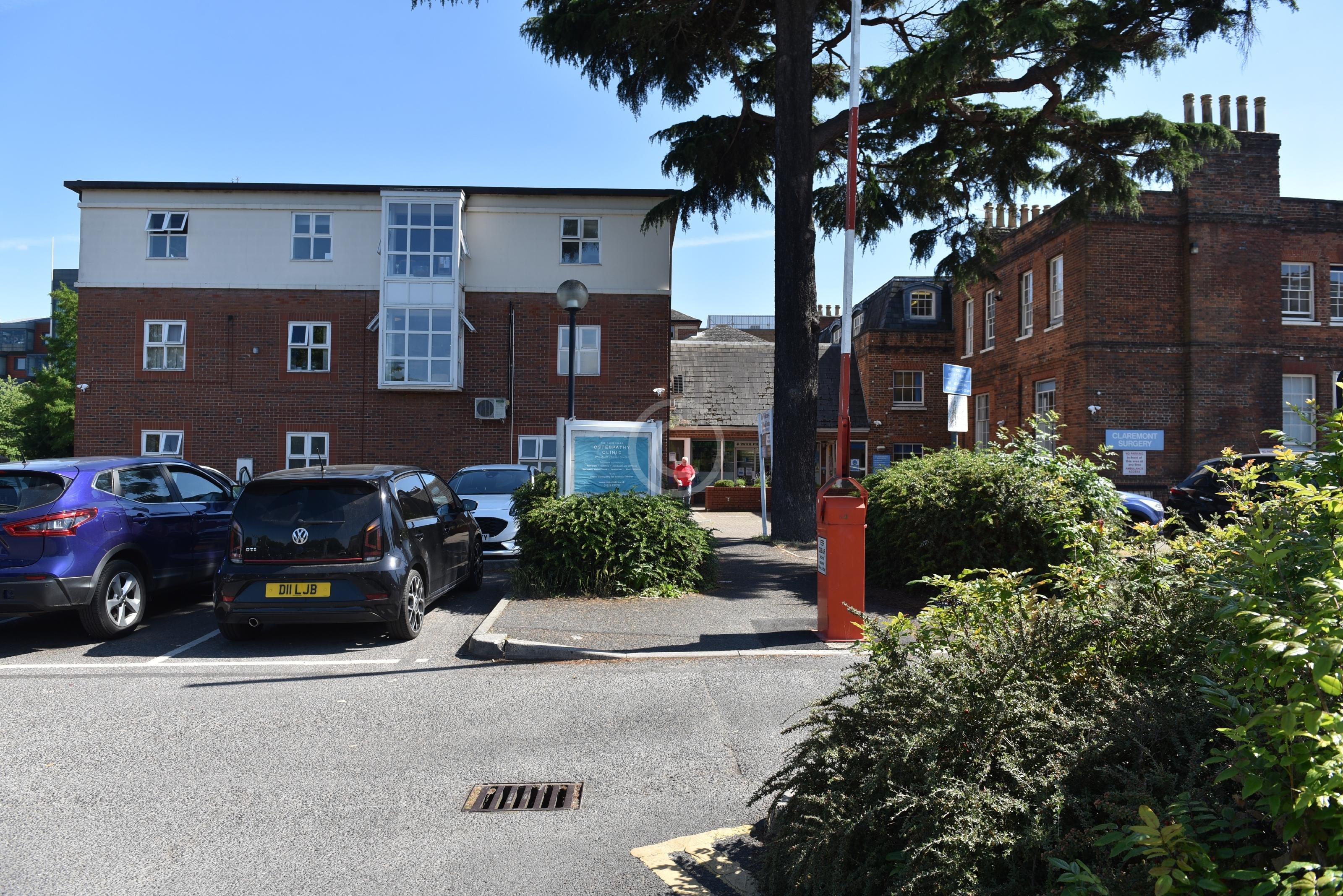 MAIDENHEAD 134626 Photo 1 of 30 Baylis Media Photos