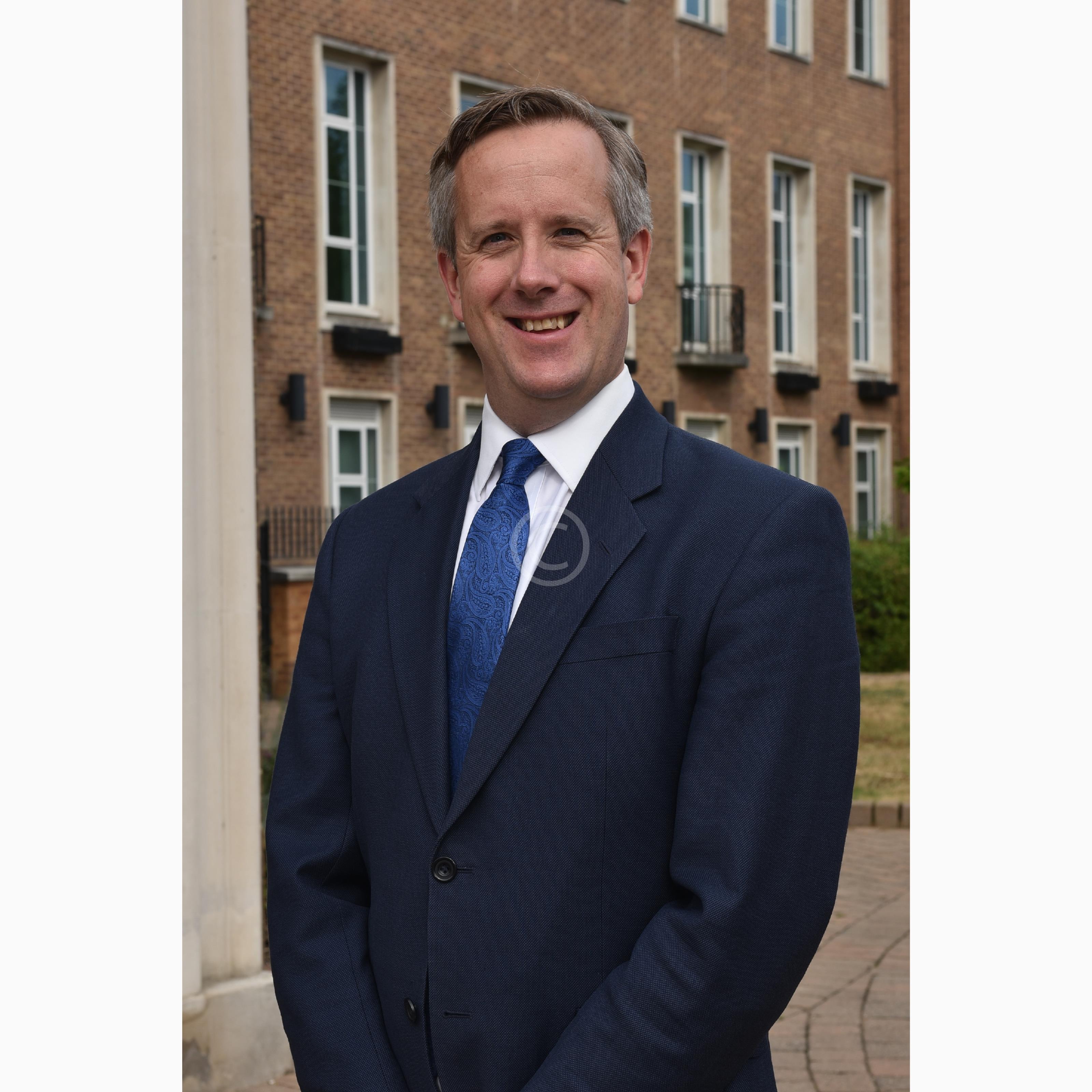 MAIDENHEAD 134833 Photo 2 of 7 Baylis Media Photos