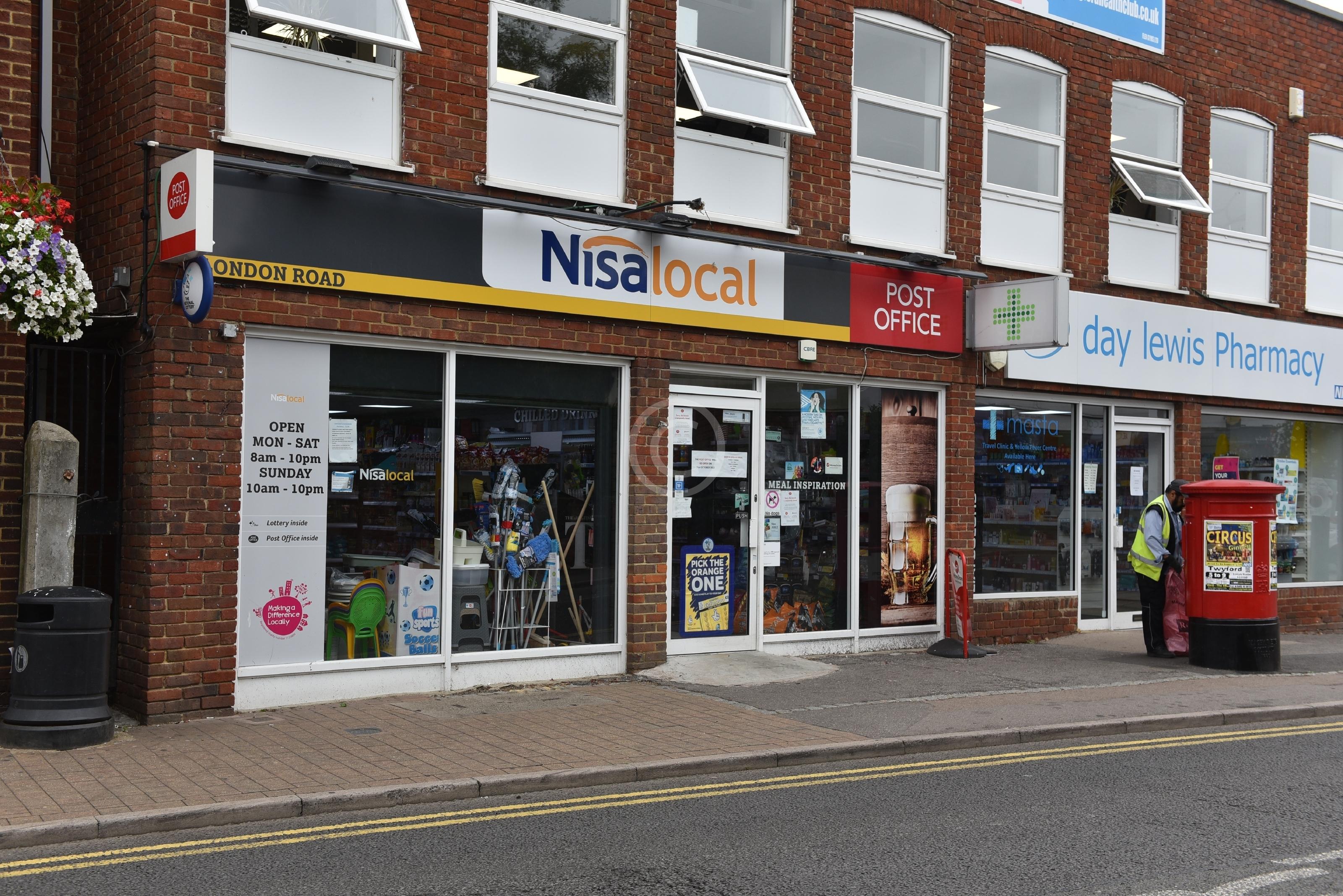 TWYFORD 134946 Photo 1 of 4 Baylis Media Photos