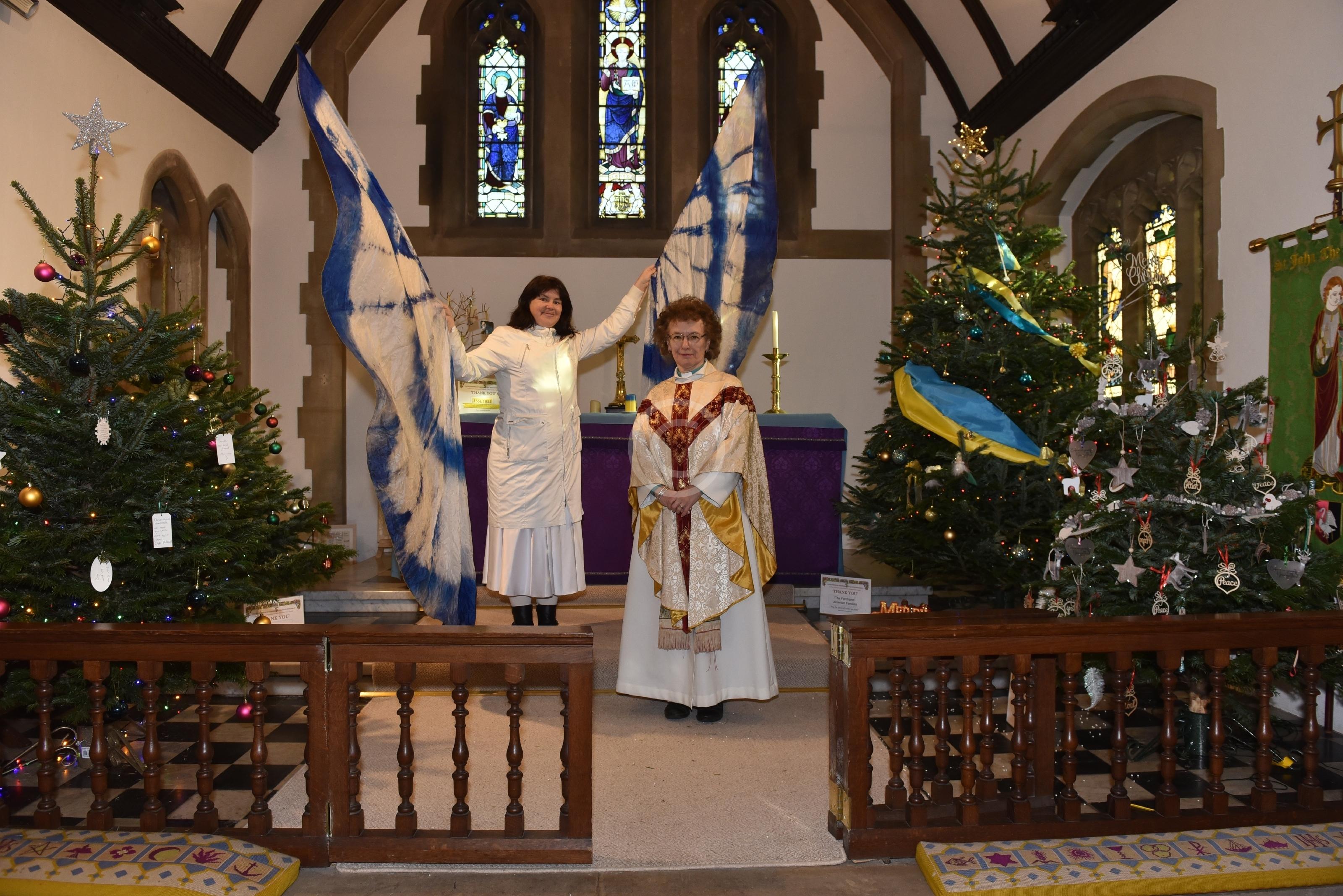 FARNHAM COMMON 135128 Photo 1 of 12 Baylis Media Photos