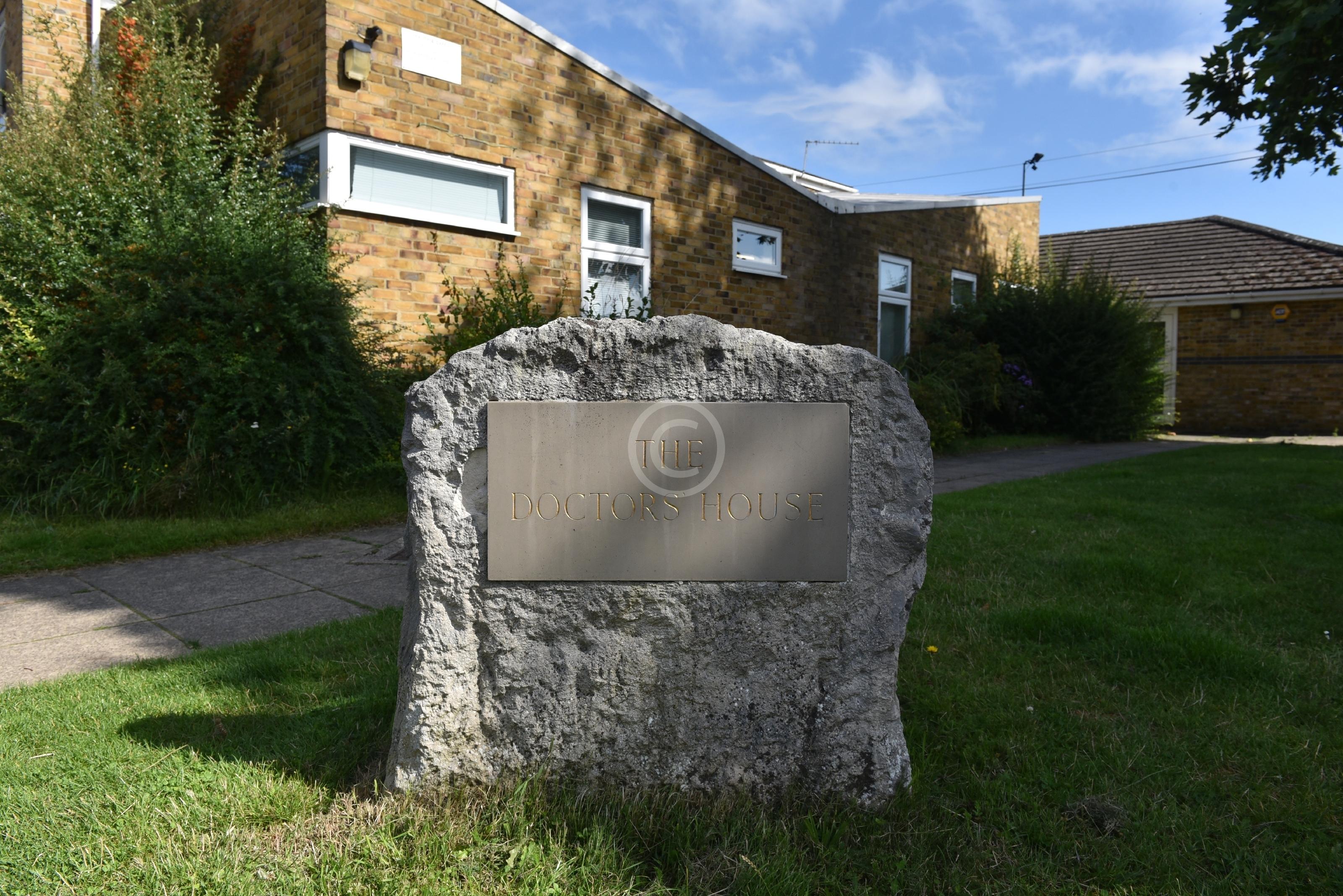 MARLOW 1356615 Photo 1 of 1 Baylis Media Photos