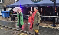 Voice artist behind viral Jet2 holiday advert opens Cookham Christma Street Fayre