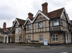 Datchet parish councillors push for 'restricted usage' of Manor Hotel