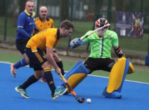 Green nets treble as Henley put 10 past rivals