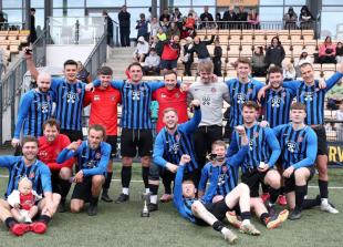 Cup holders Old Windsor march on as League Cup returns after winter break Cup holders Old Windsor march on as League Cup returns after winter break
